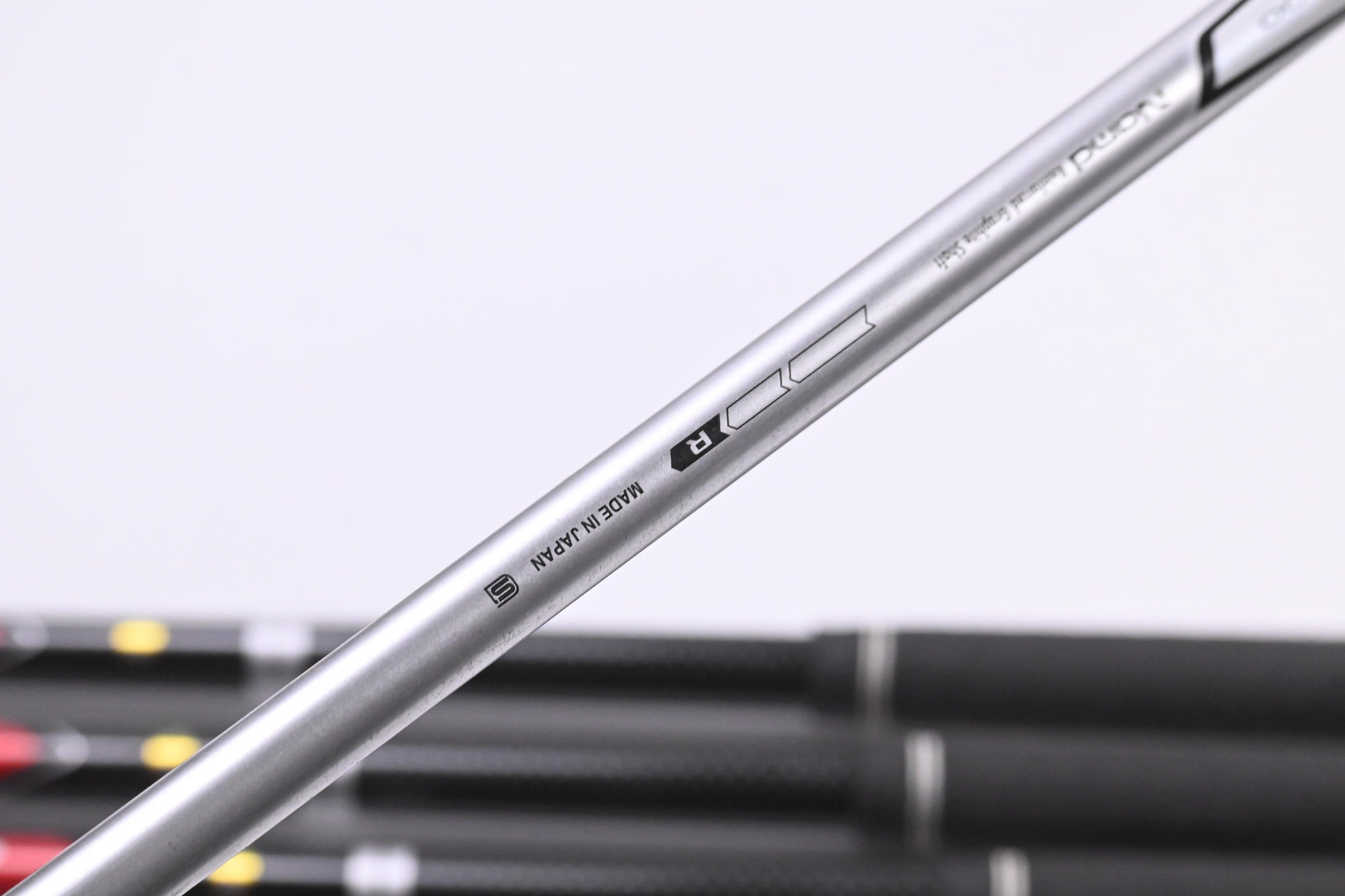 Yonex Royal Ezone 2 Irons / 6-PW / Regular Flex Yonex NST 400 Shafts