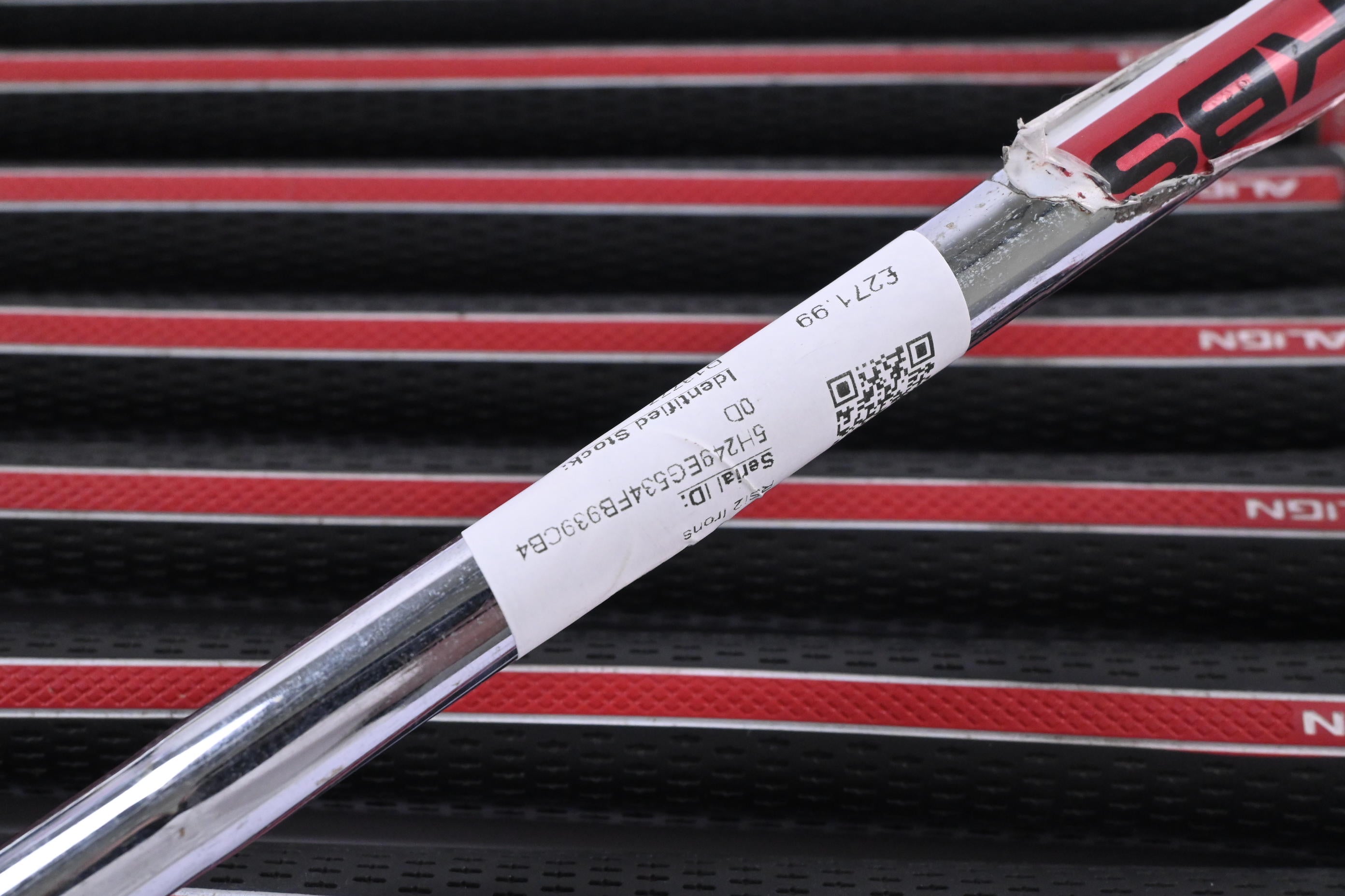 Taylormade RSi2 Irons / 4-PW+SW / Regular Flex KBS Tour 105 Shafts