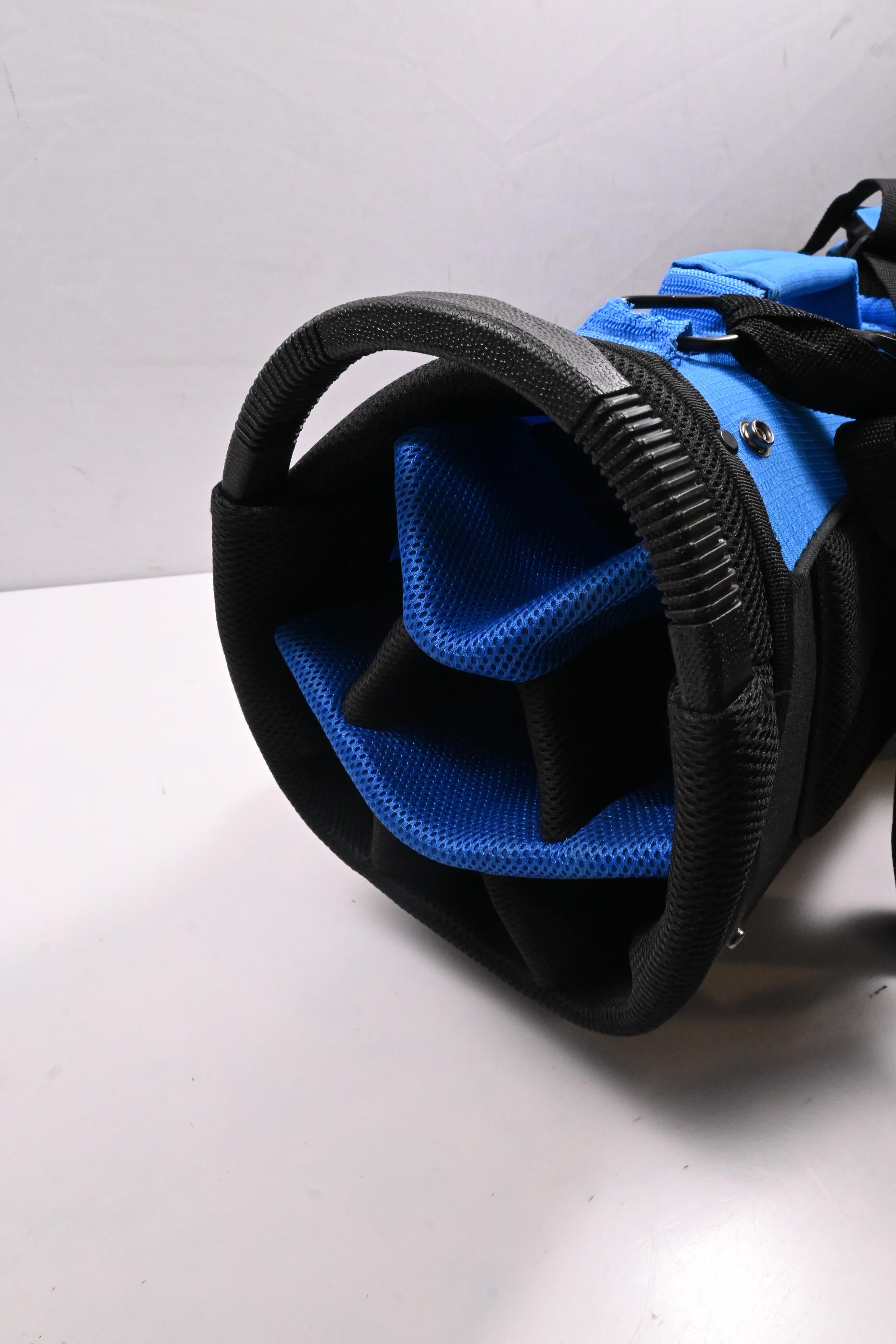 Cobra Stand Bag / 7-Way Divider / Black & Blue