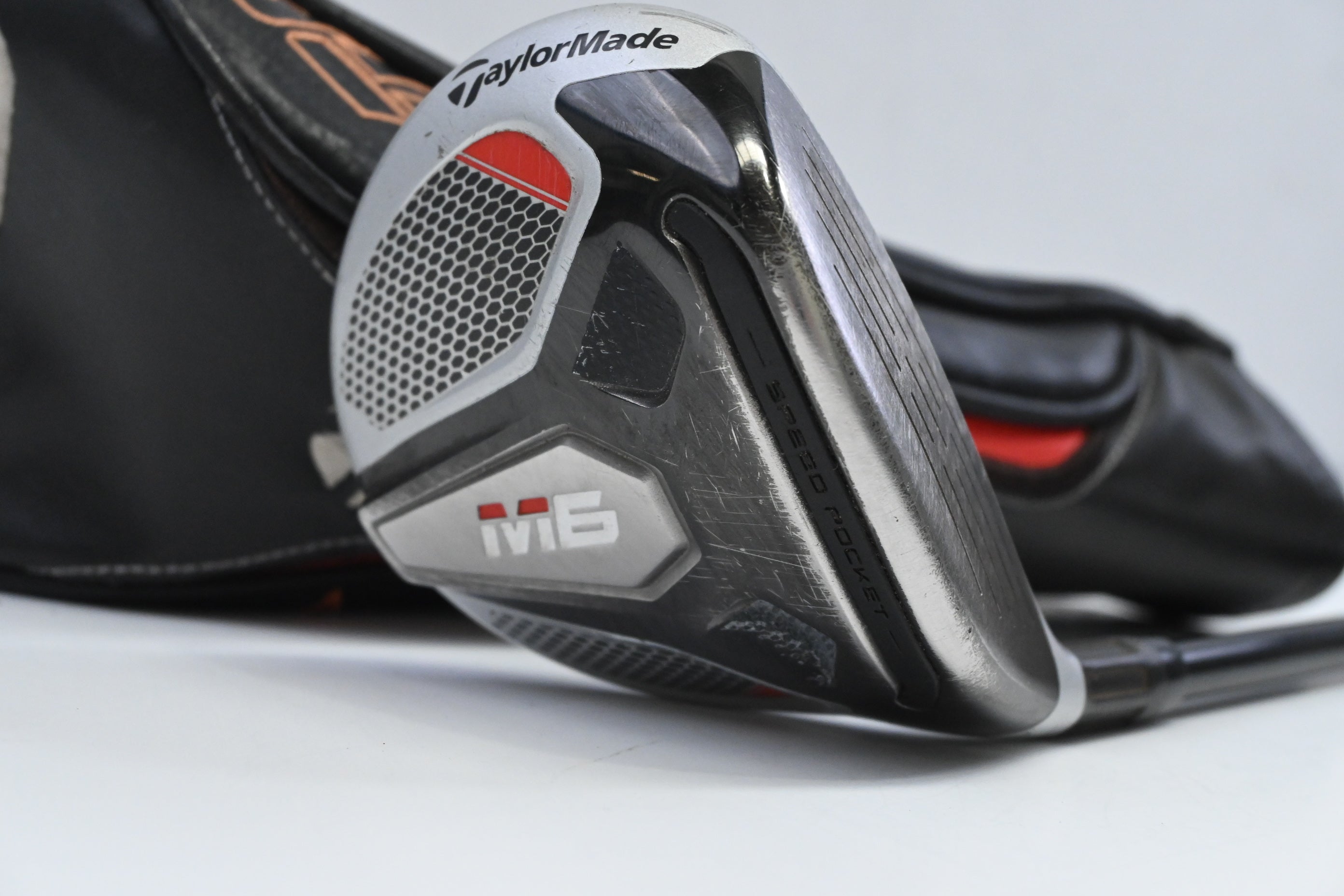 Taylormade M6 #5 Wood / 18 Degree / Regular Flex Fujikura Atmos Red 50