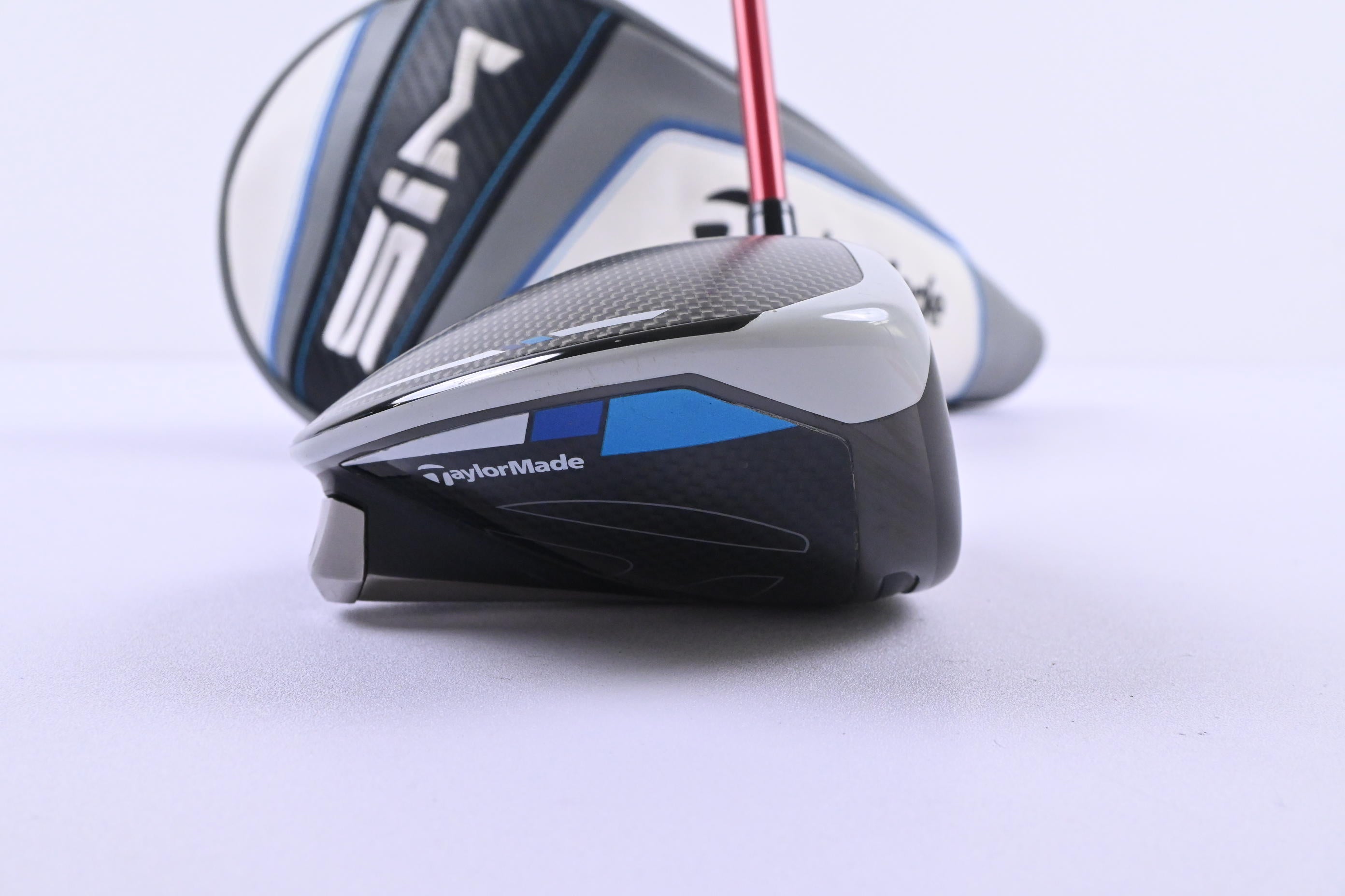 Taylormade SIM Max D Driver / 10.5 Degree / Regular Flex Fujikura Ventus Red 5