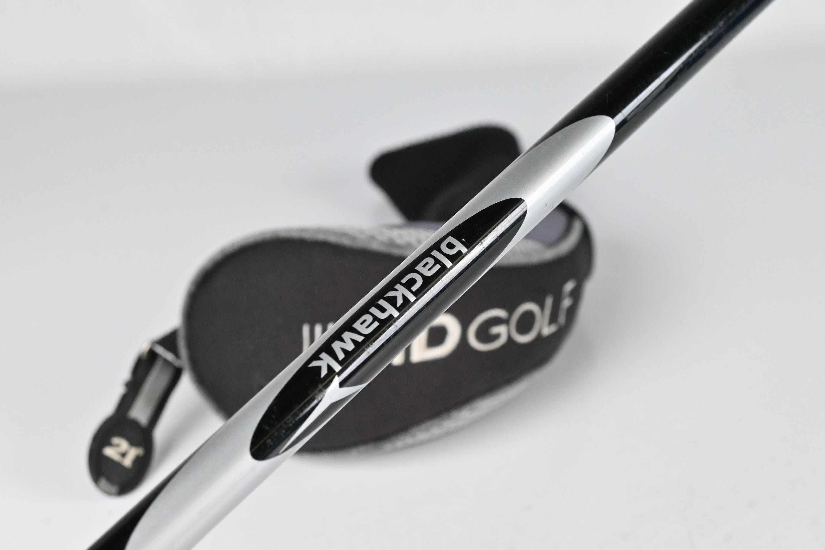 MD Golf Blackhawk #4 Hybrid / 21 Degree / Regular Flex UST Blackhawk Shaft