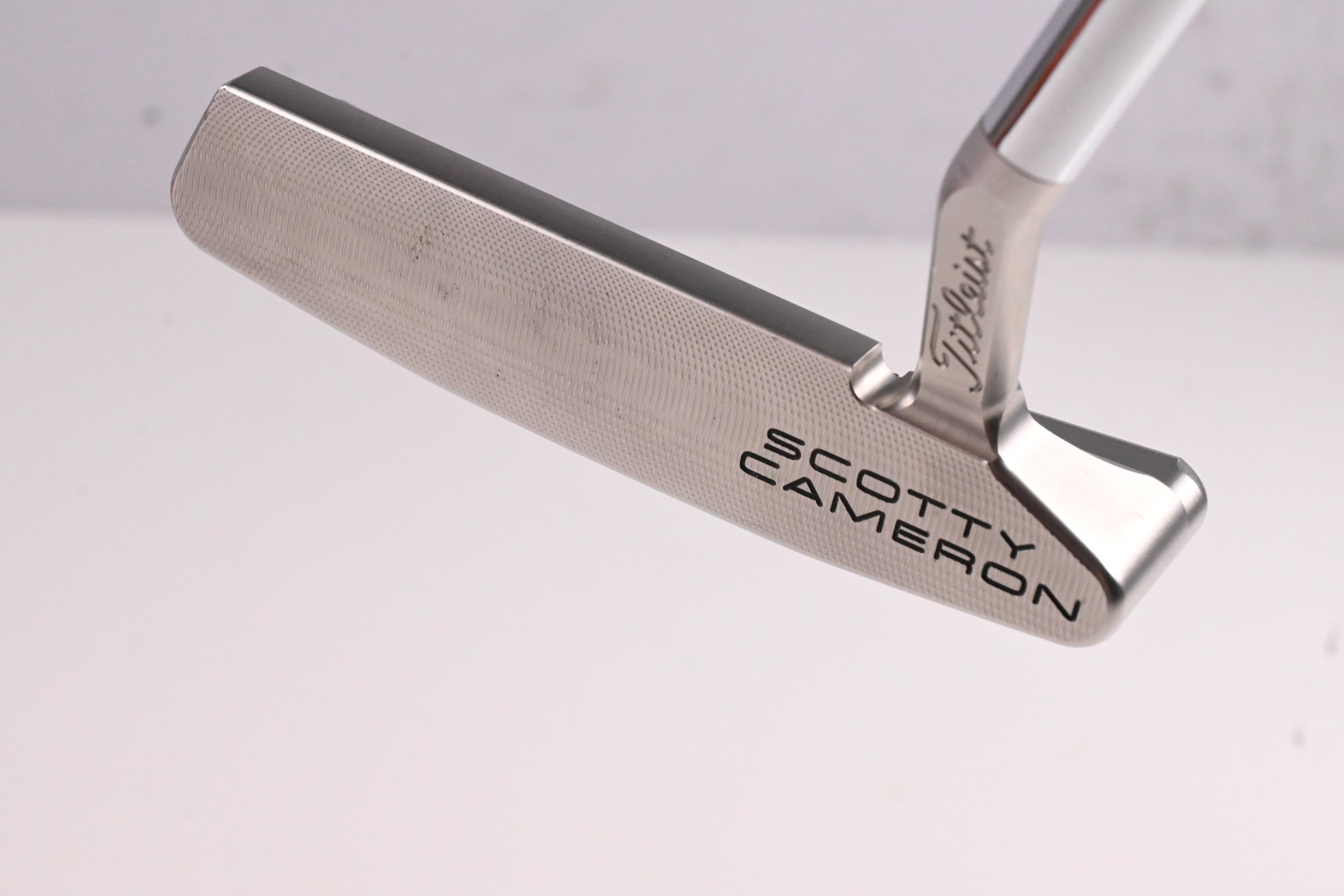 Scotty Cameron Special Select Newport 2.5 Putter / 33 Inch