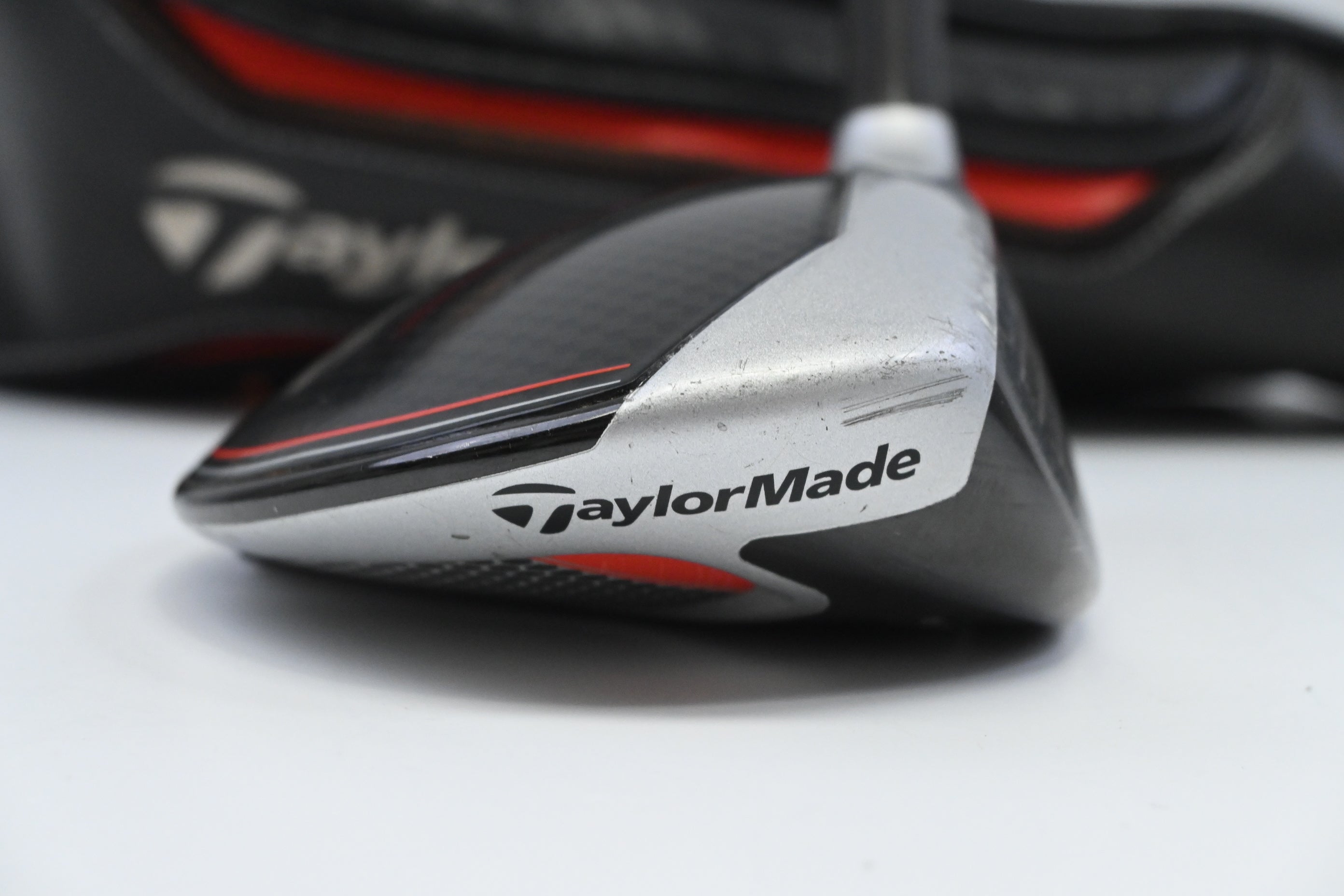 Taylormade M6 #5 Wood / 18 Degree / Regular Flex Fujikura Atmos Red 50