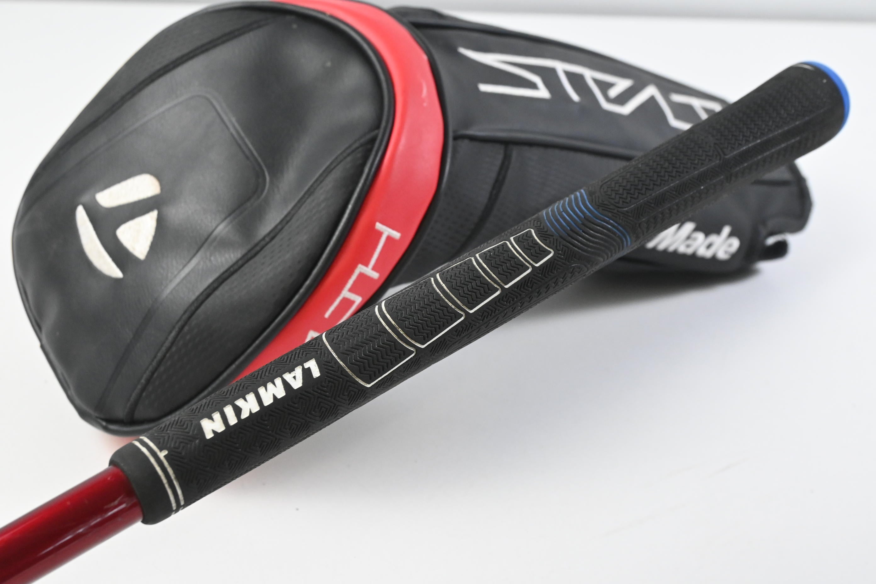 Taylormade Stealth Plus Driver / 9 Degree / Regular Flex Fujikura Ventus TR Red