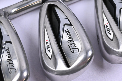Titleist 718 AP1 Irons / 6-PW+GW / Regular Flex AMT Red R300 Shafts