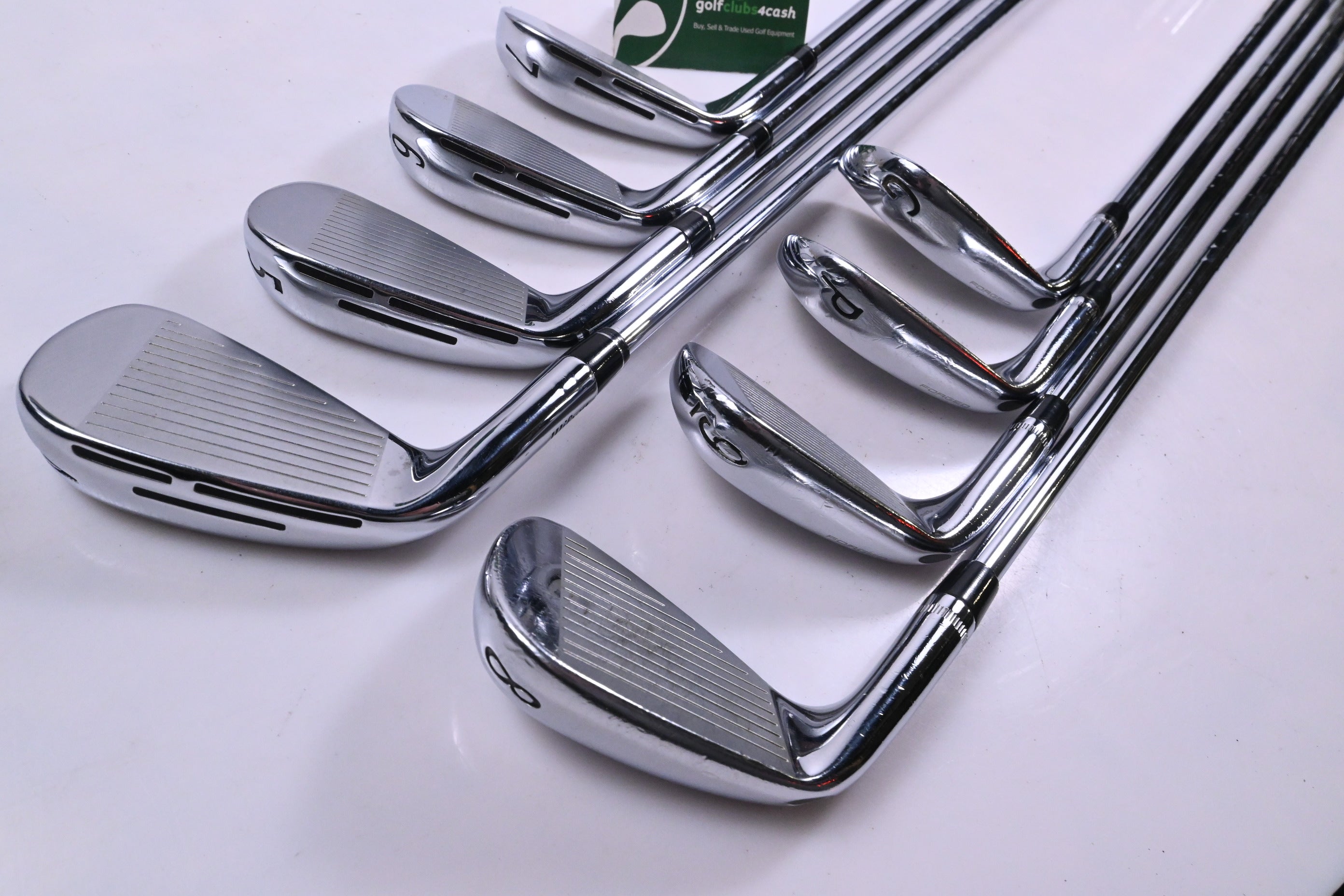 Wilson D9 Forged Irons / 4-PW+GW / Uniflex KBS MAX Ultralite Shafts