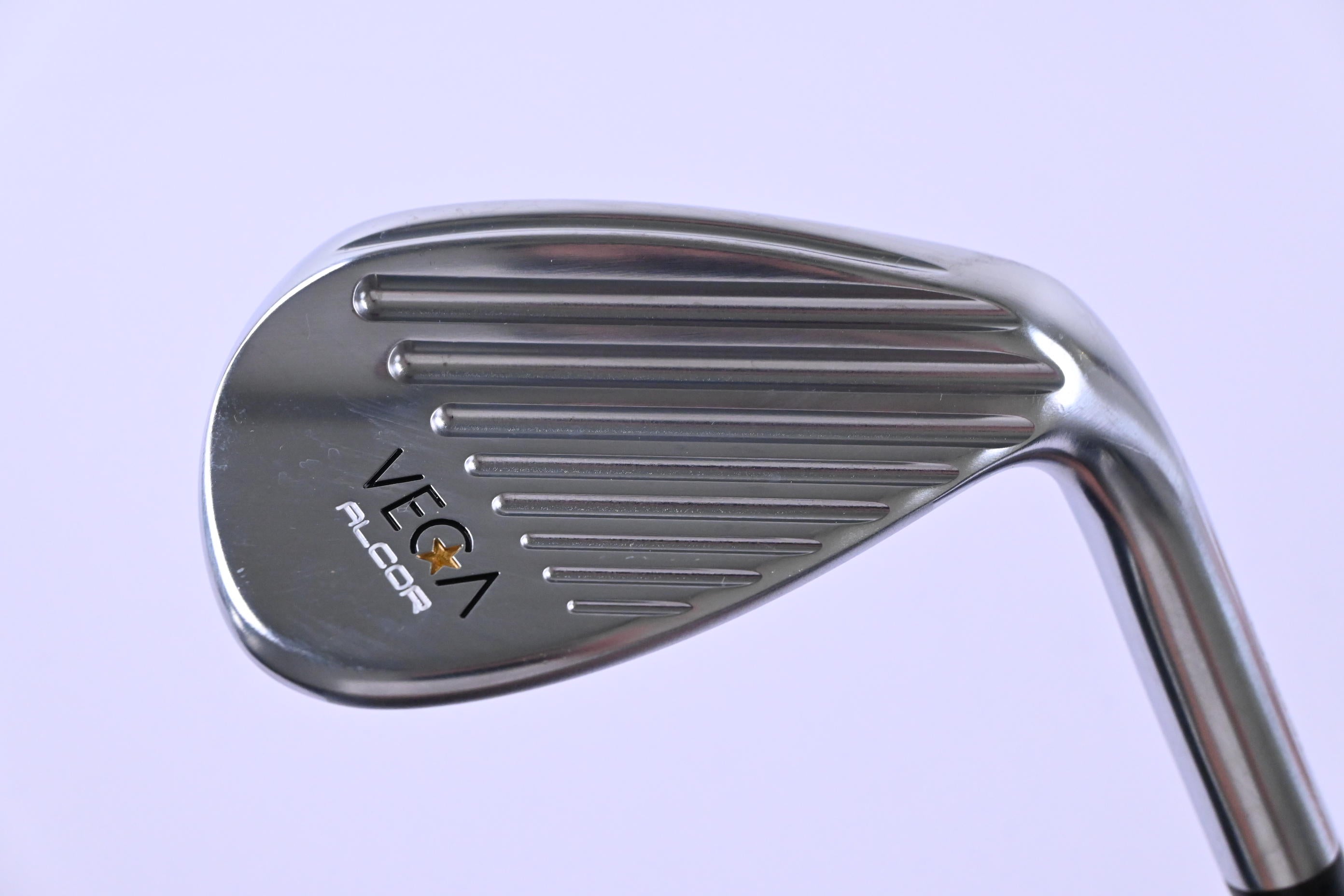 Vega Alcor Sand Wedge / 56 Degree / Stiff Flex Dynamic Gold S300 Shaft