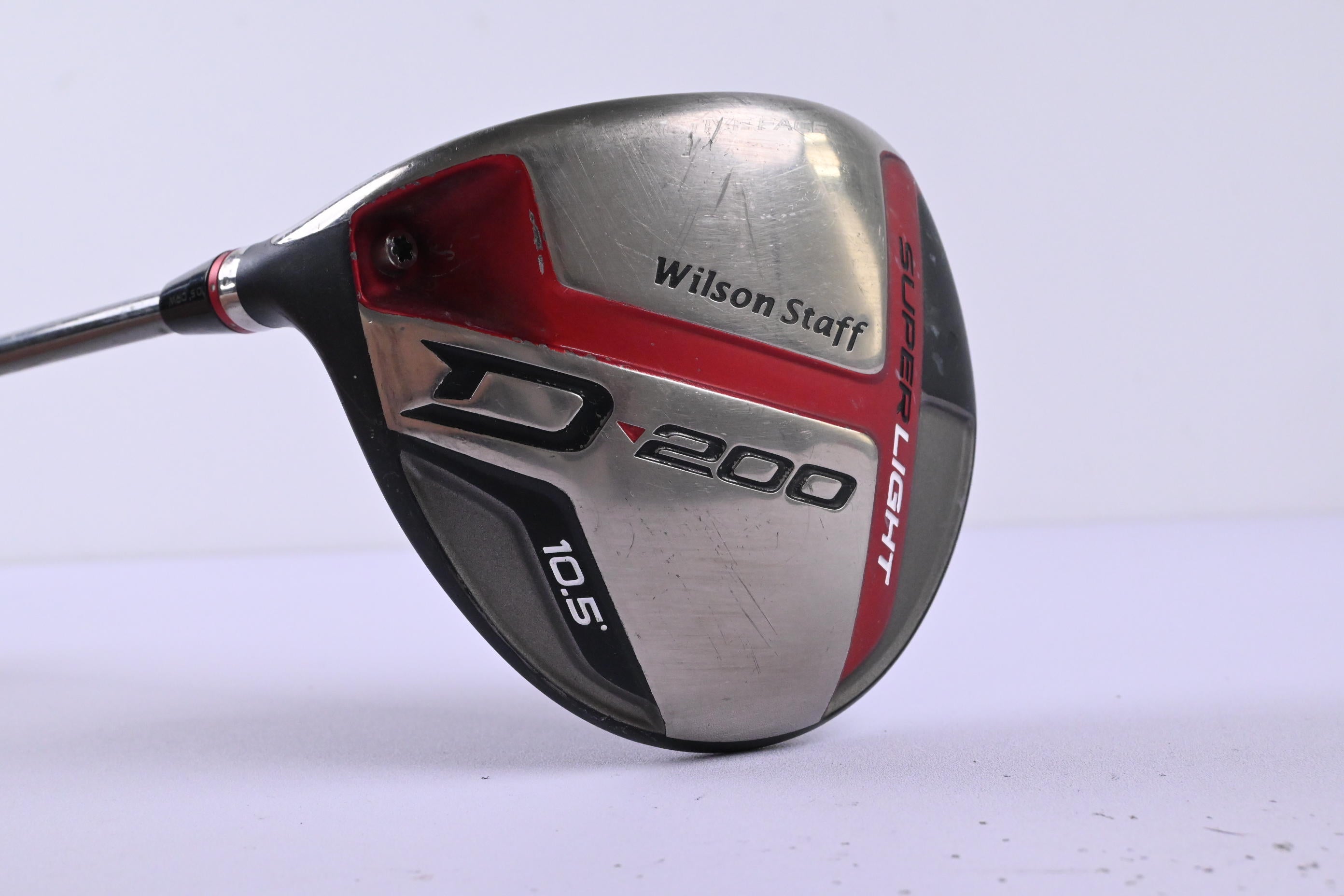 Left Hand Wilson Staff D200 Driver / 10.5 Degree / Regular Flex Elements Chrome