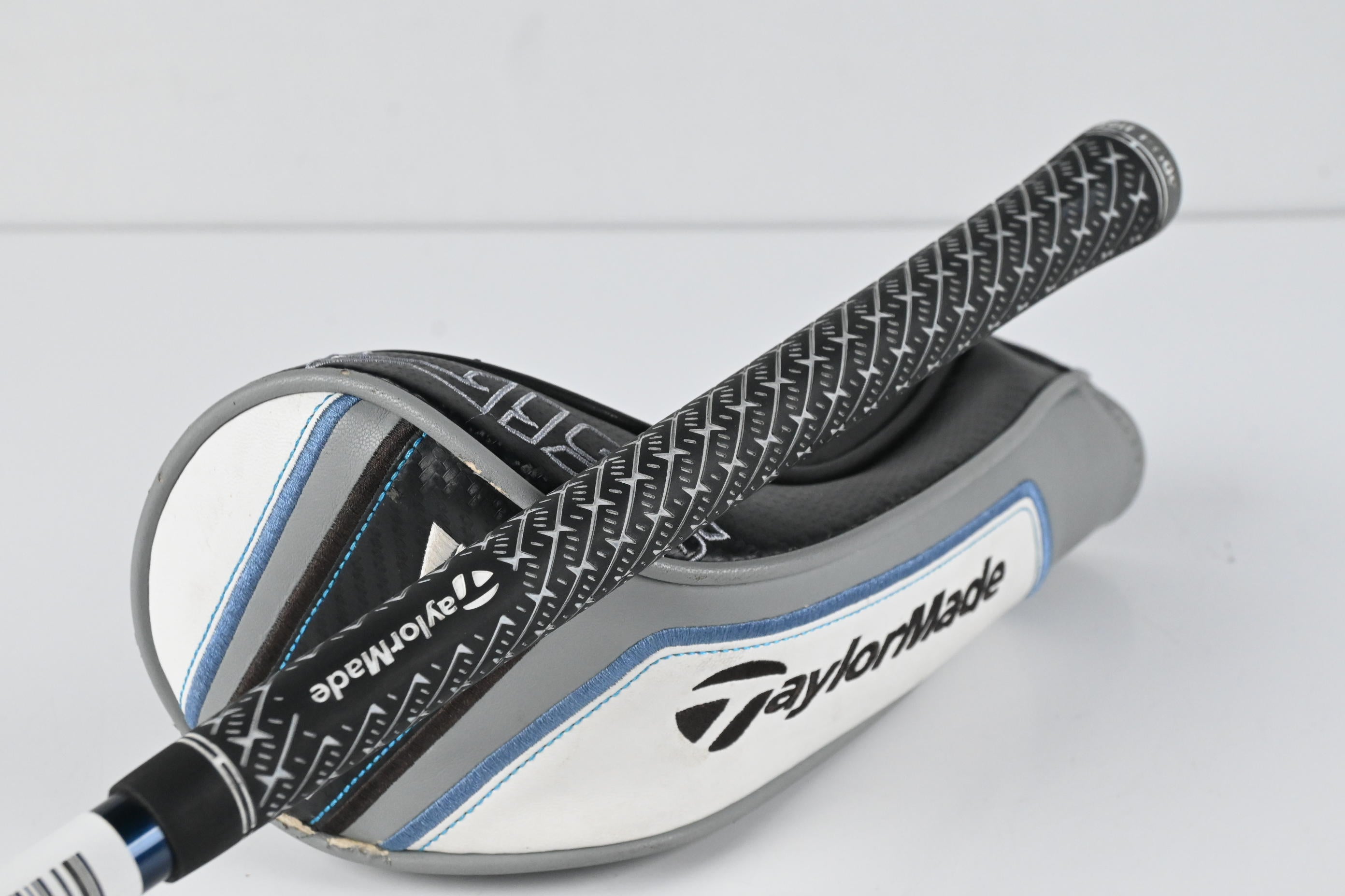 Taylormade SIM Max #3 Wood / 15 Degree / Regular Flex Fujikura Ventus Blue 5