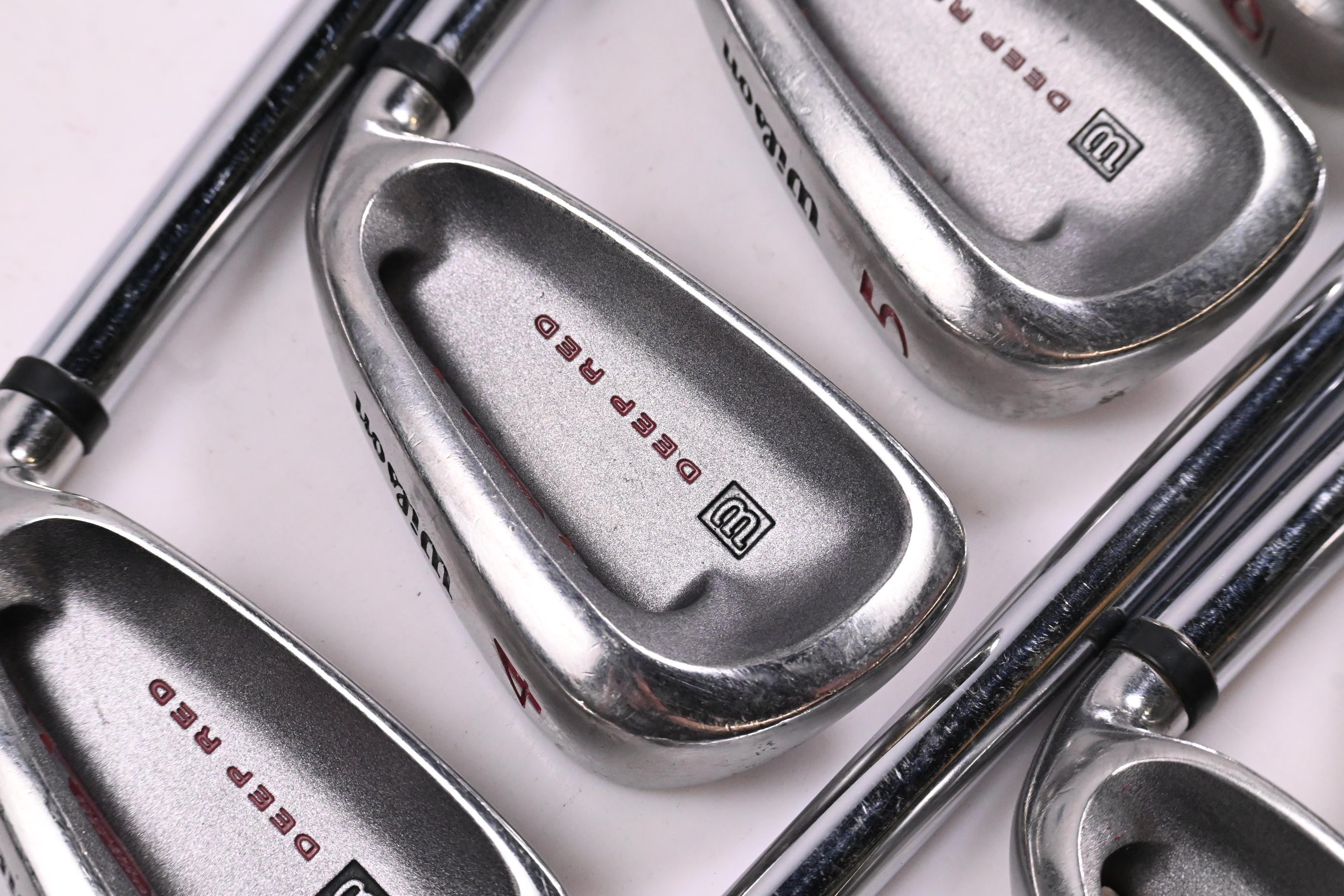 Wilson Deep Red Irons / 3-PW+SW+LW / Regular Flex Wilson Shafts