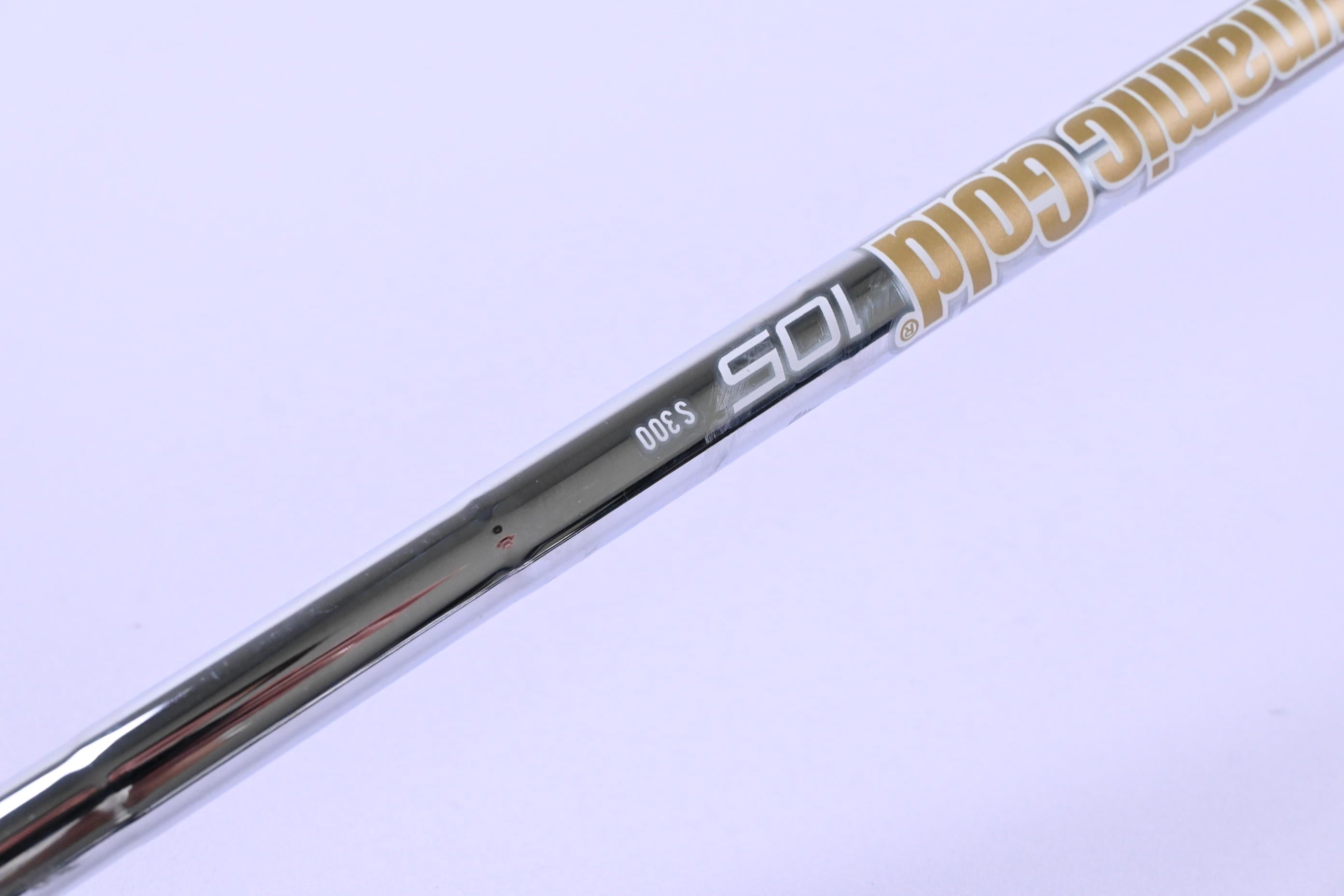 Vega Alcor Sand Wedge / 56 Degree / Stiff Flex Dynamic Gold S300 Shaft
