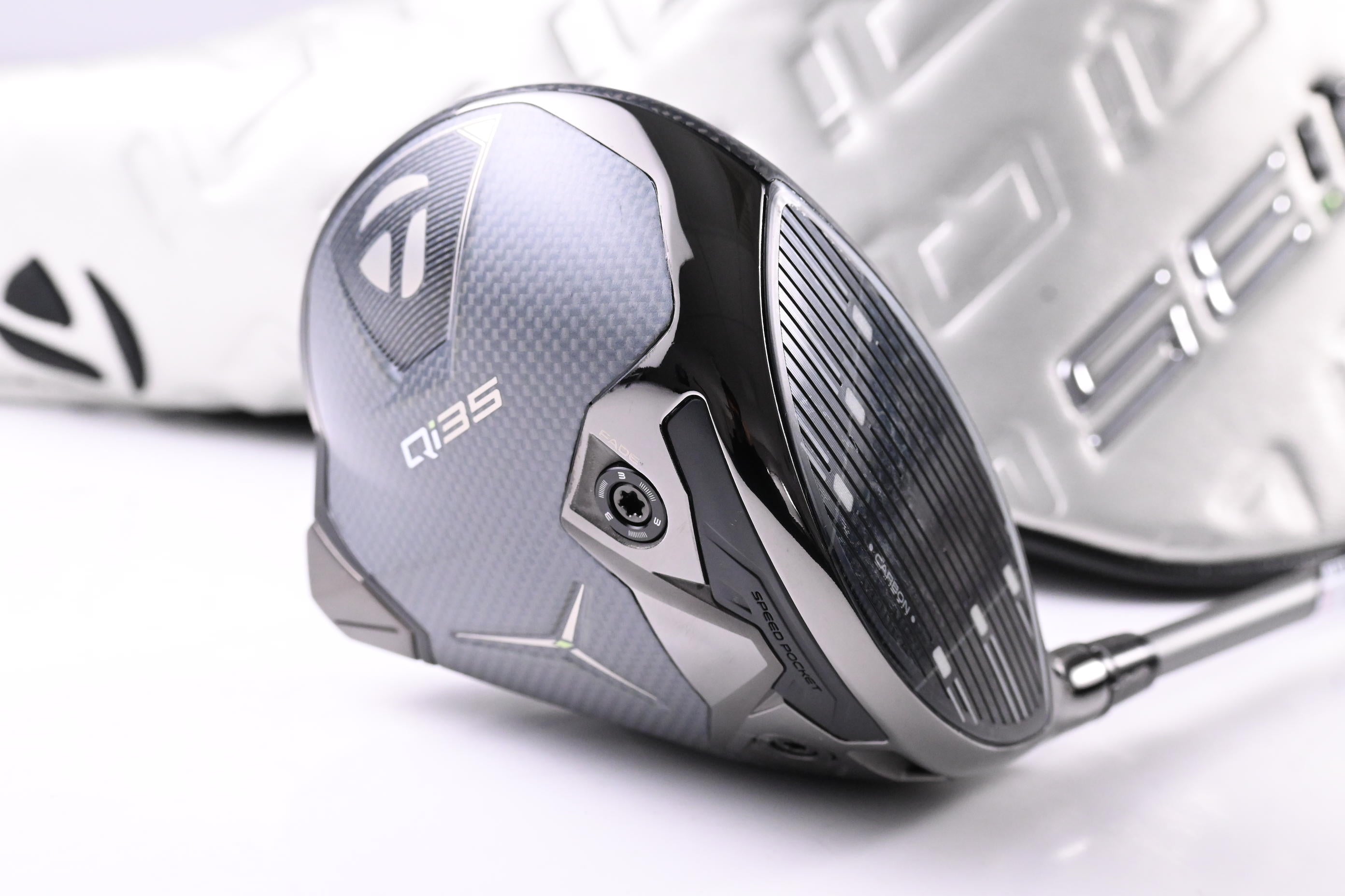 Taylormade Qi35 LS Driver / 9 Degree / Regular Flex Air Speeder 50 Shaft