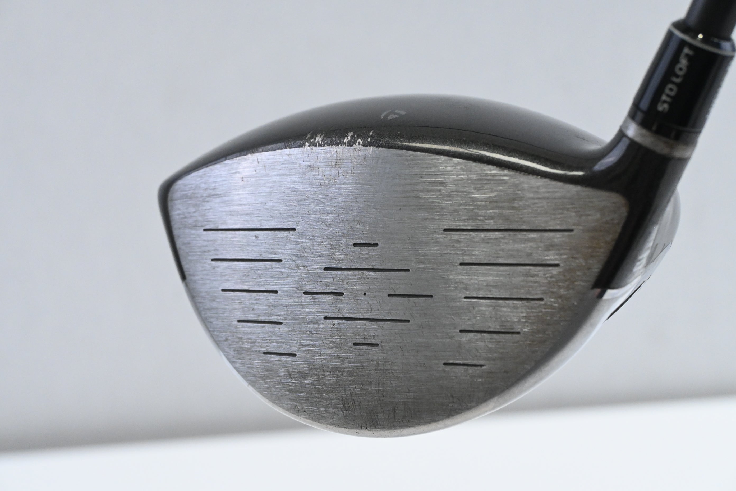 Taylormade SLDR Driver / 12 Degree / Regular Flex Fujikura Speeder 57 Shaft