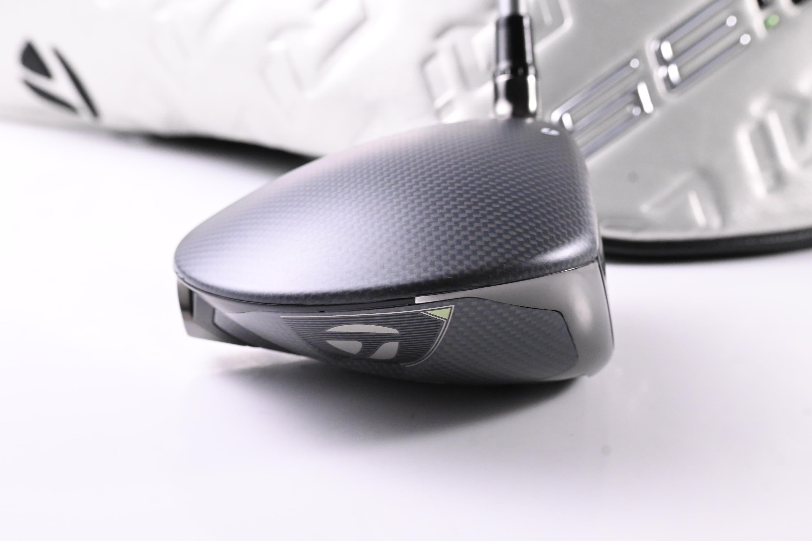Taylormade Qi35 LS Driver / 9 Degree / Regular Flex Air Speeder 50 Shaft