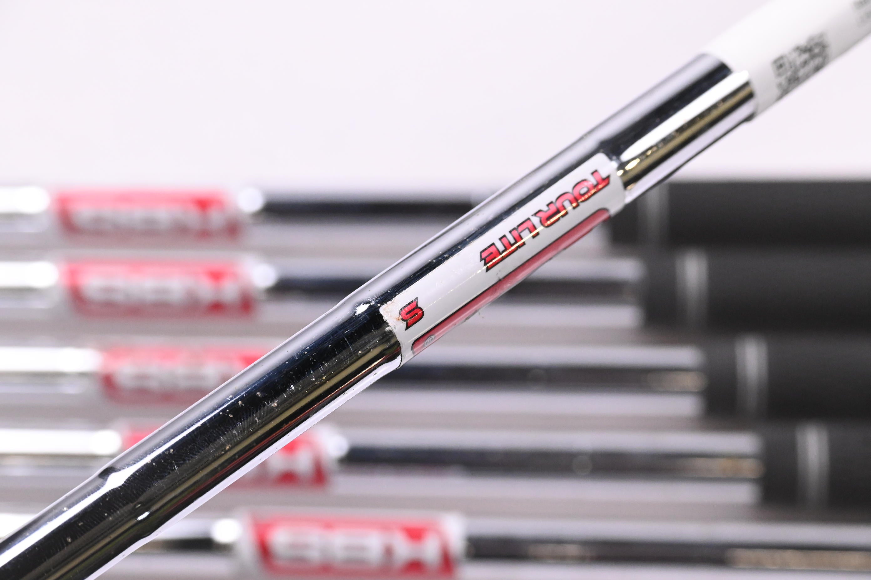 Cobra DS-Adapt Irons / 5-PW / Stiff Flex KBS Tour Lite Shafts