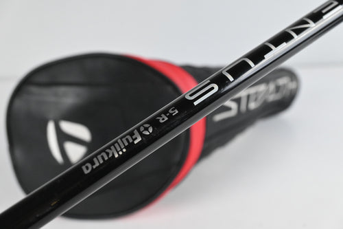 TaylorMade Stealth HD Driver / 10.5 Degree / Regular Flex Fujikura Ventus 5 Shaft