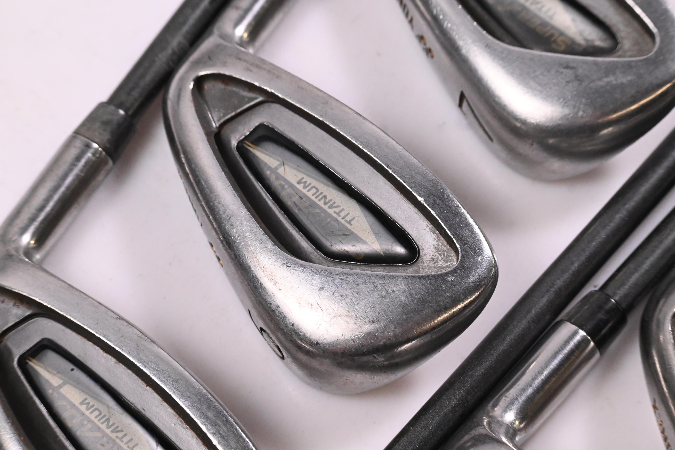 Yonex Super ADX Ti Irons / 5-PW+SW / Regular Flex Yonex Shafts