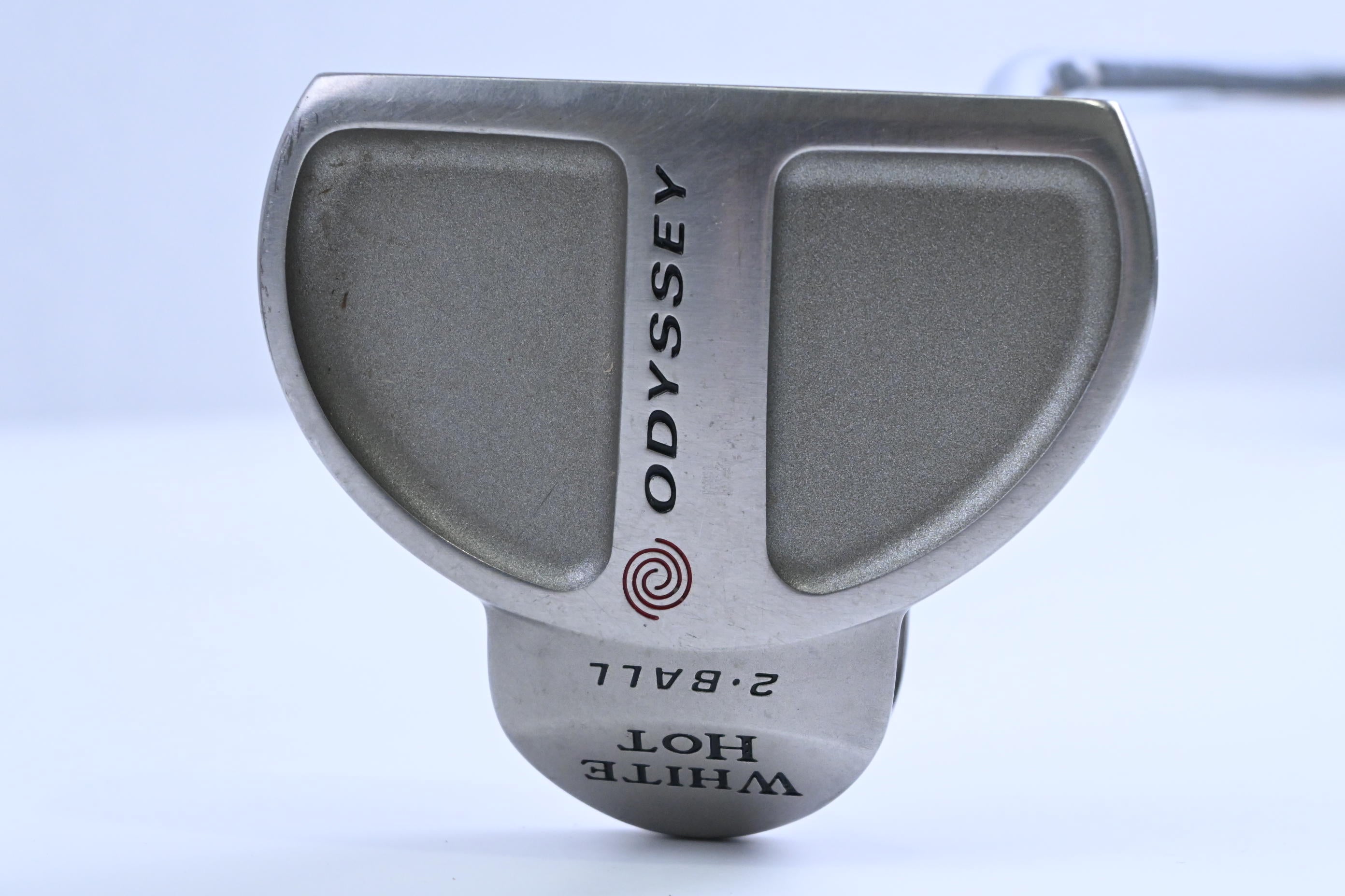 Odyssey White Hot 2-Ball Putter / 32 Inch