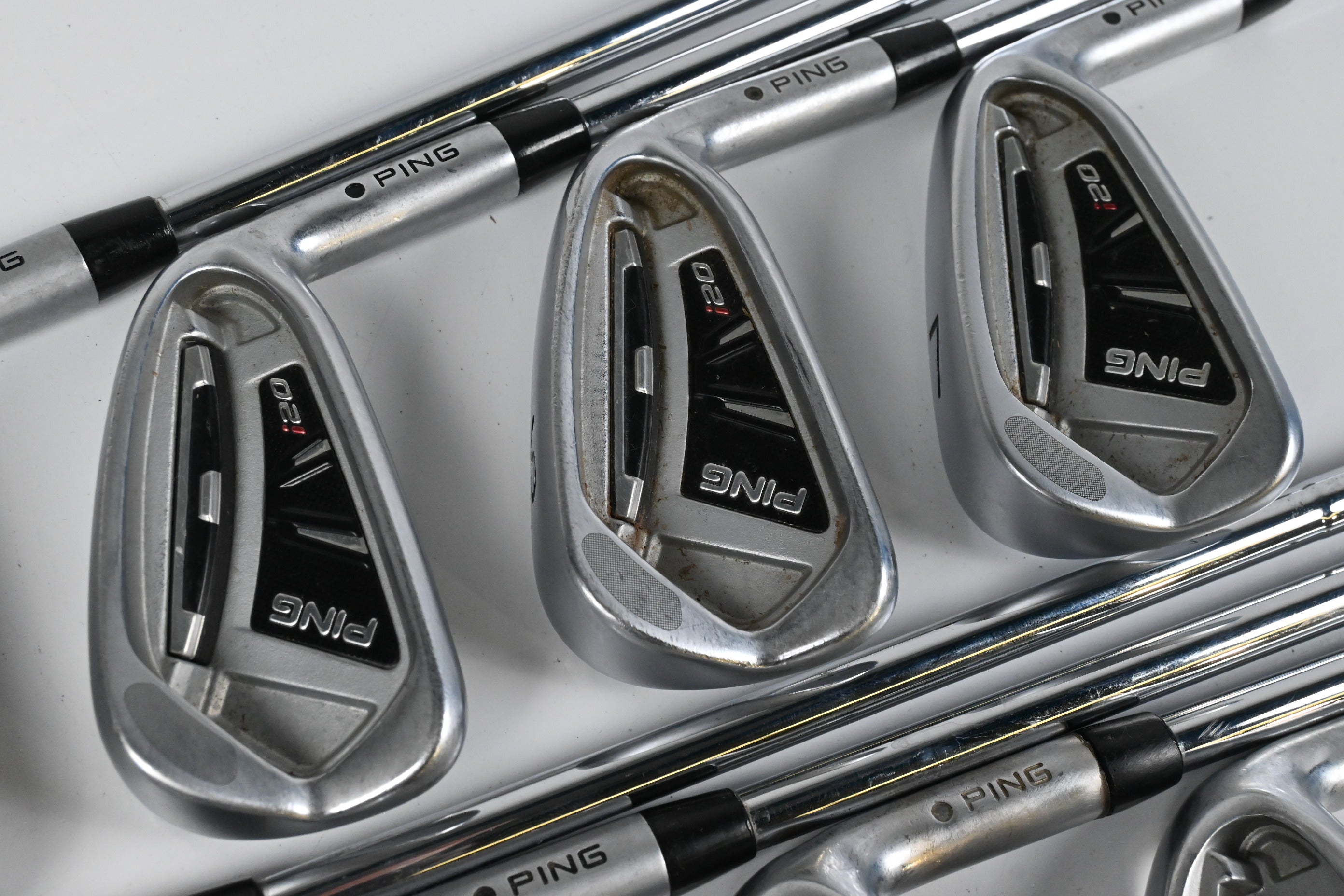 Ping i20 Irons / 4-PW+GW / Black Dot / Regular Flex Ping CFS Shafts
