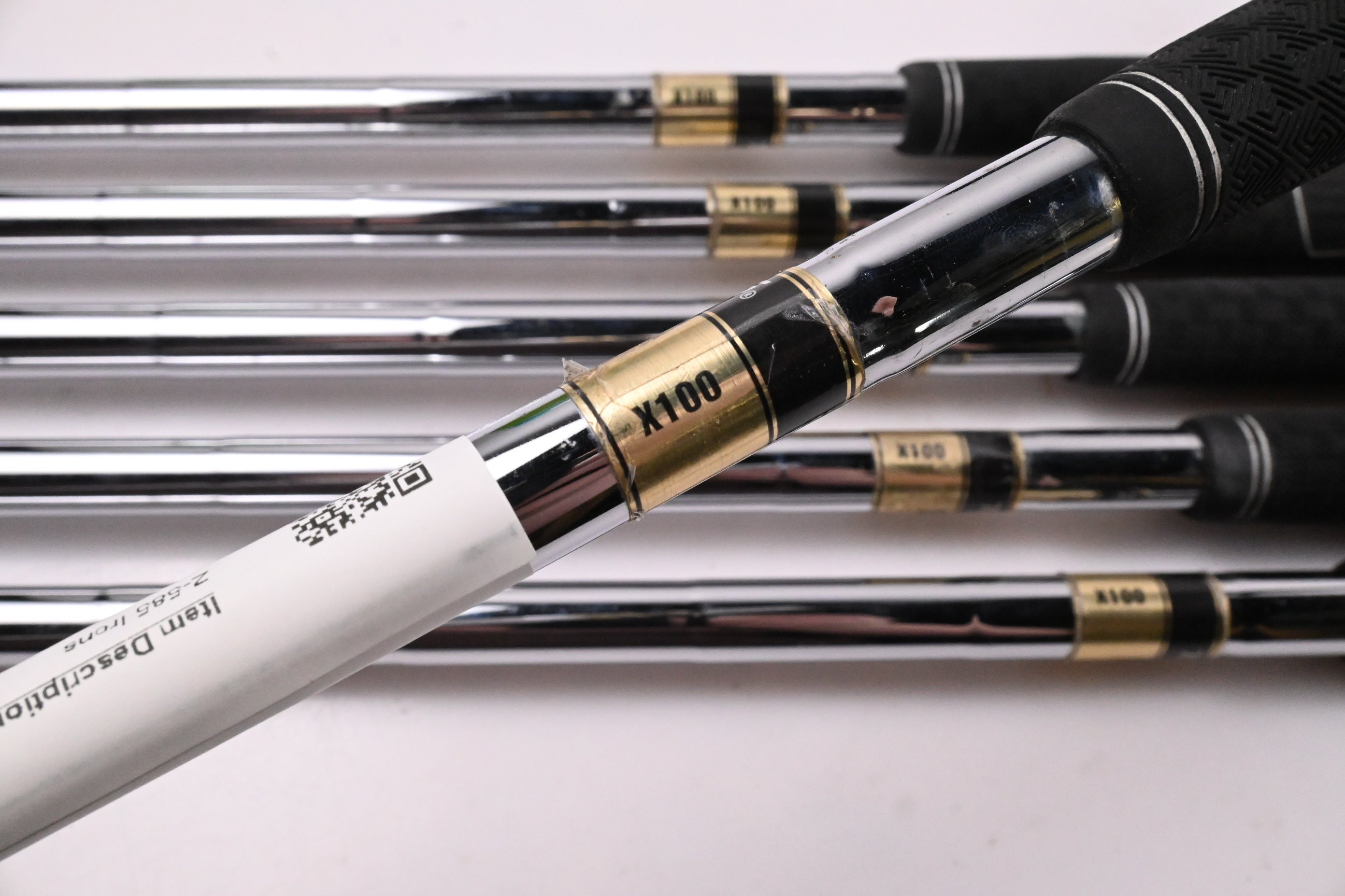 Srixon Z-585 Irons / 5-PW / X-Flex Dynamic Gold X100 Shafts
