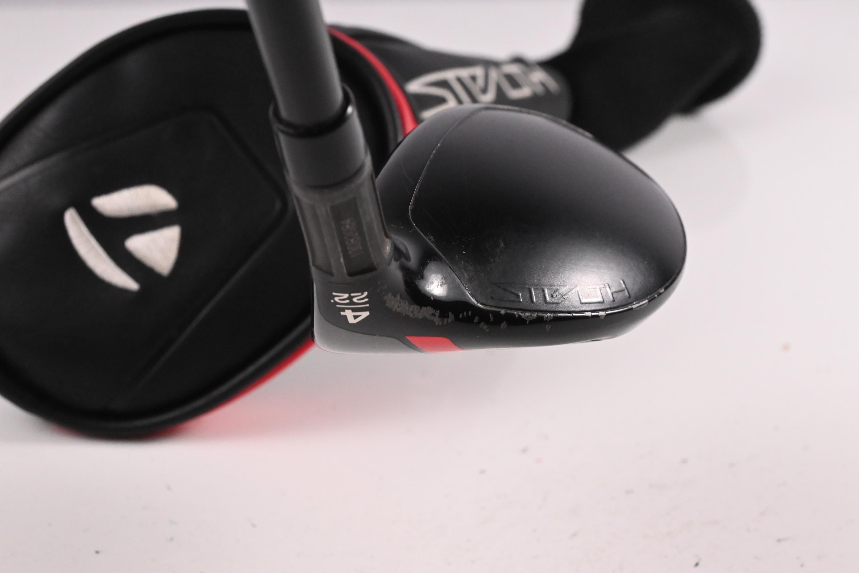 Taylormade Stealth #4 Hybrid / 22 Degree / Regular Flex Ventus Red 6 Shaft