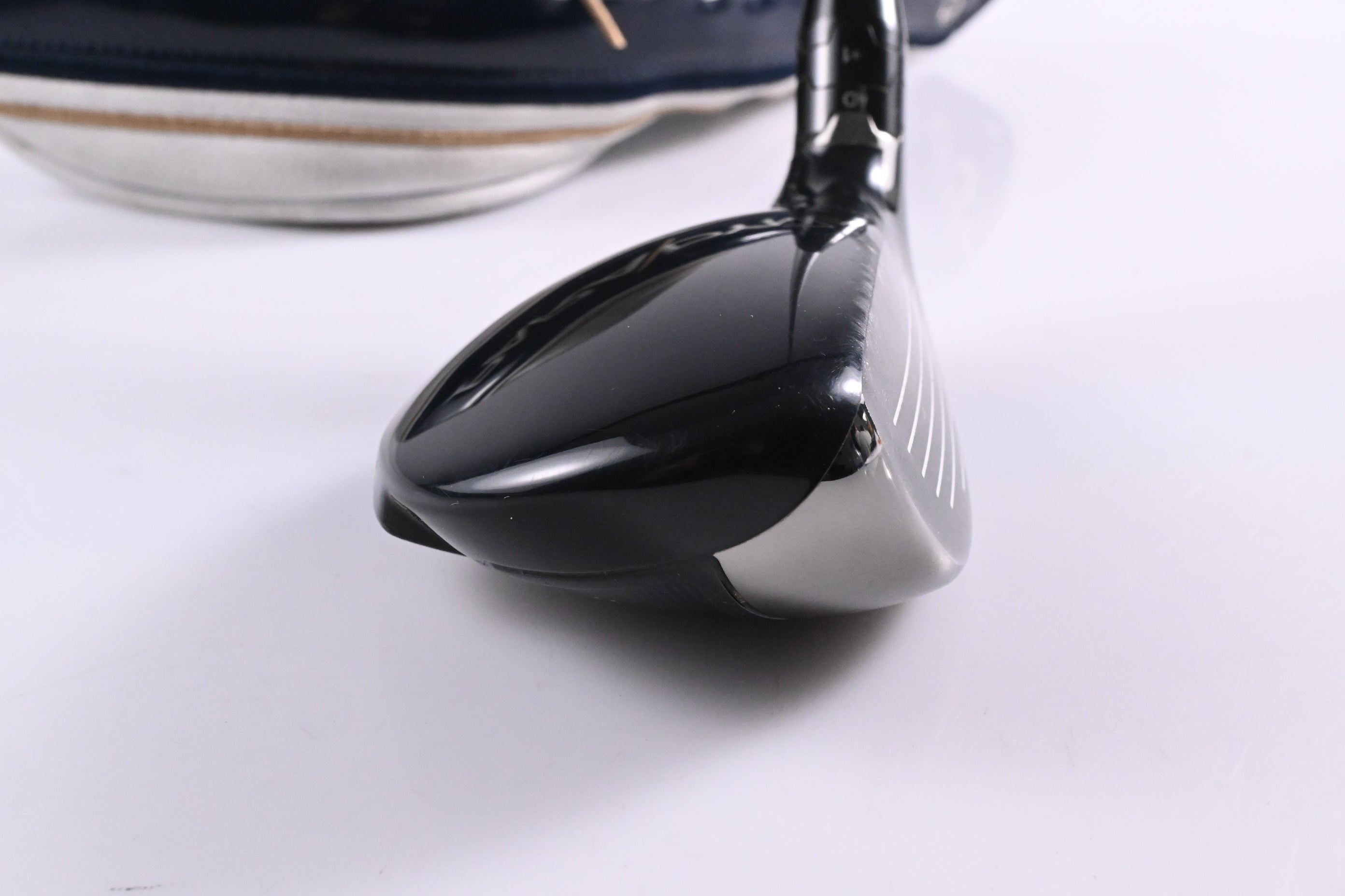 Callaway Paradym #4 Hybrid / 21 Degree / Senior Flex Aldila Ascent PL 50 Shaft