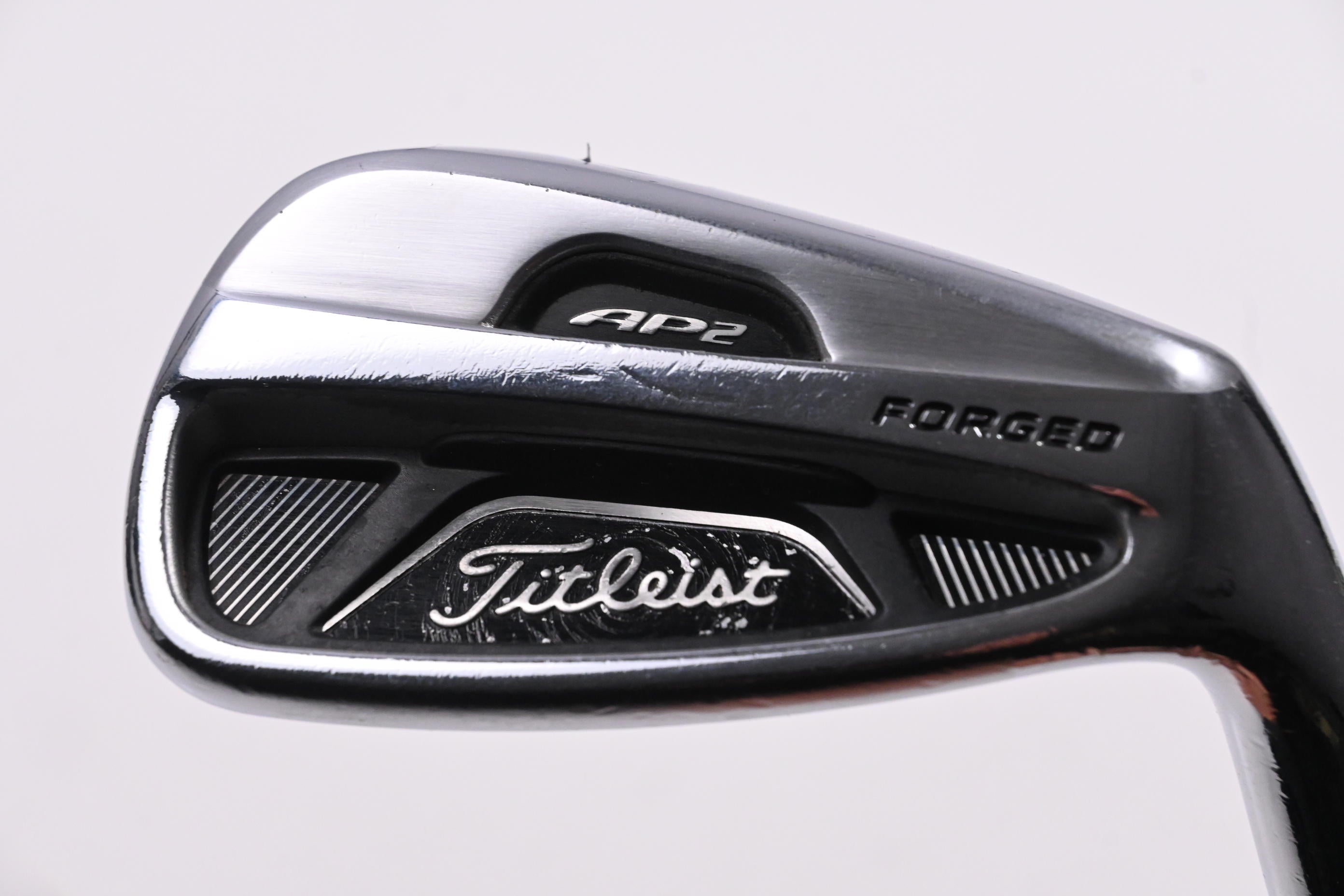 Titleist 712 AP2 Pitching Wedge / 47 Degree / Stiff Flex Dynamic Gold S300 Shaft