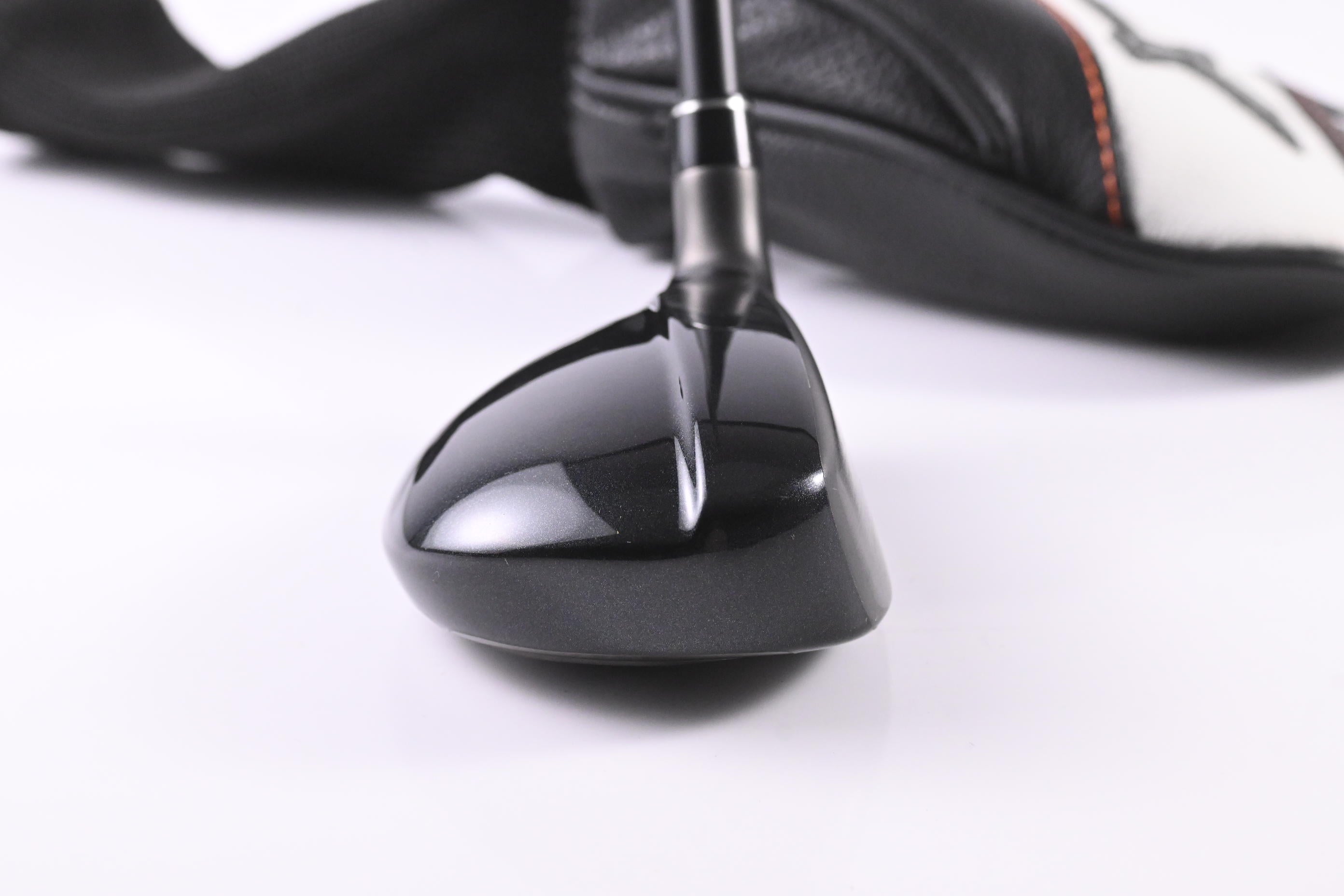 XXIO X Black #3 Hybrid / 18 Degree / Stiff Flex Miyazaki AX-1 55 Shaft
