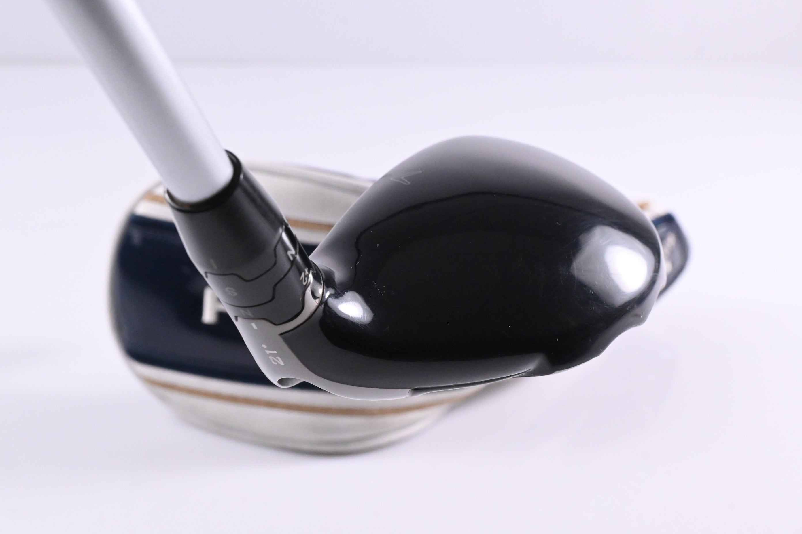 Callaway Paradym #4 Hybrid / 21 Degree / Senior Flex Aldila Ascent PL 50 Shaft