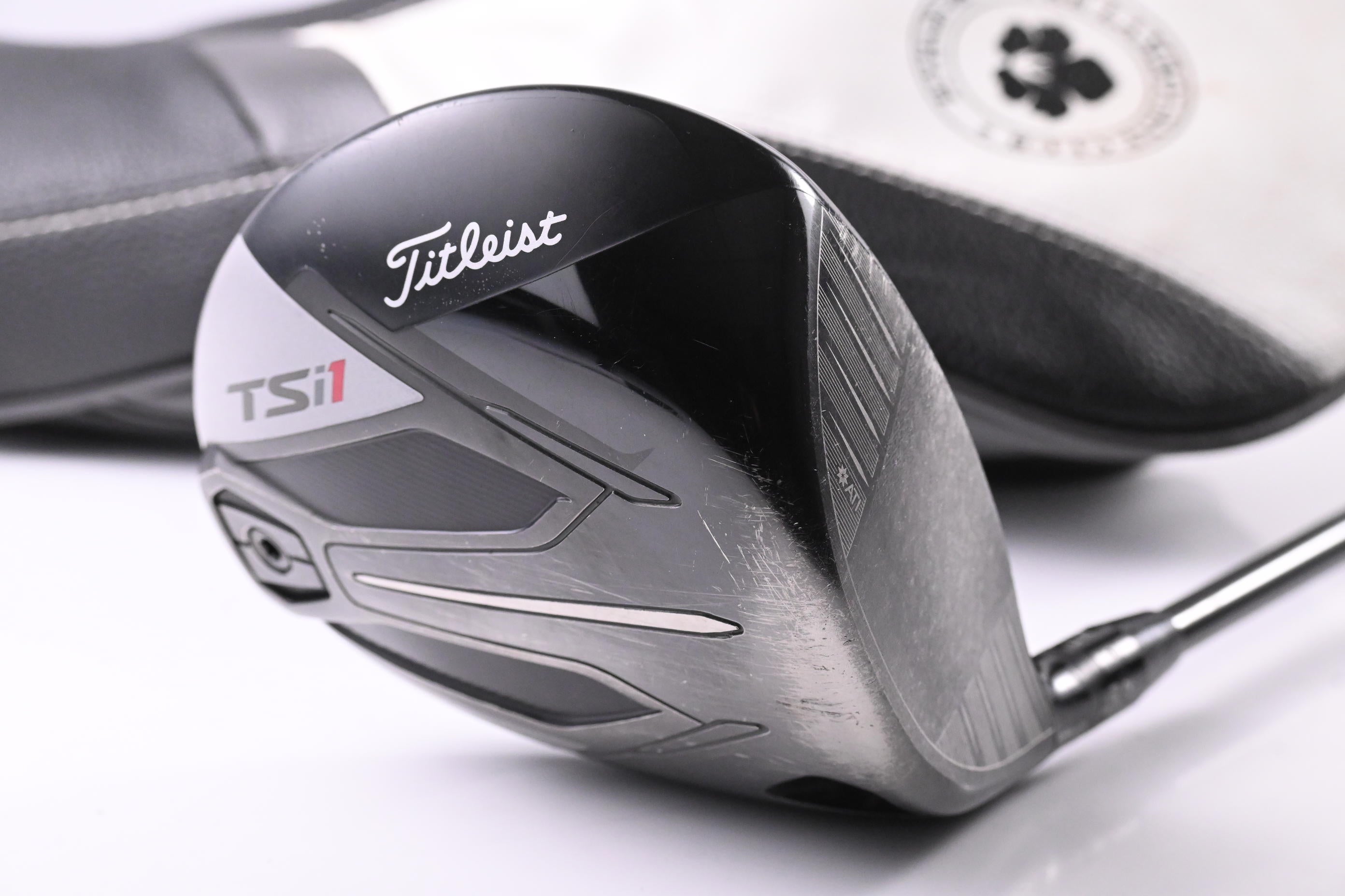 Titleist TSi1 Driver / 10 Degree / Stiff Flex Tensei AV Raw White 65 Shaft