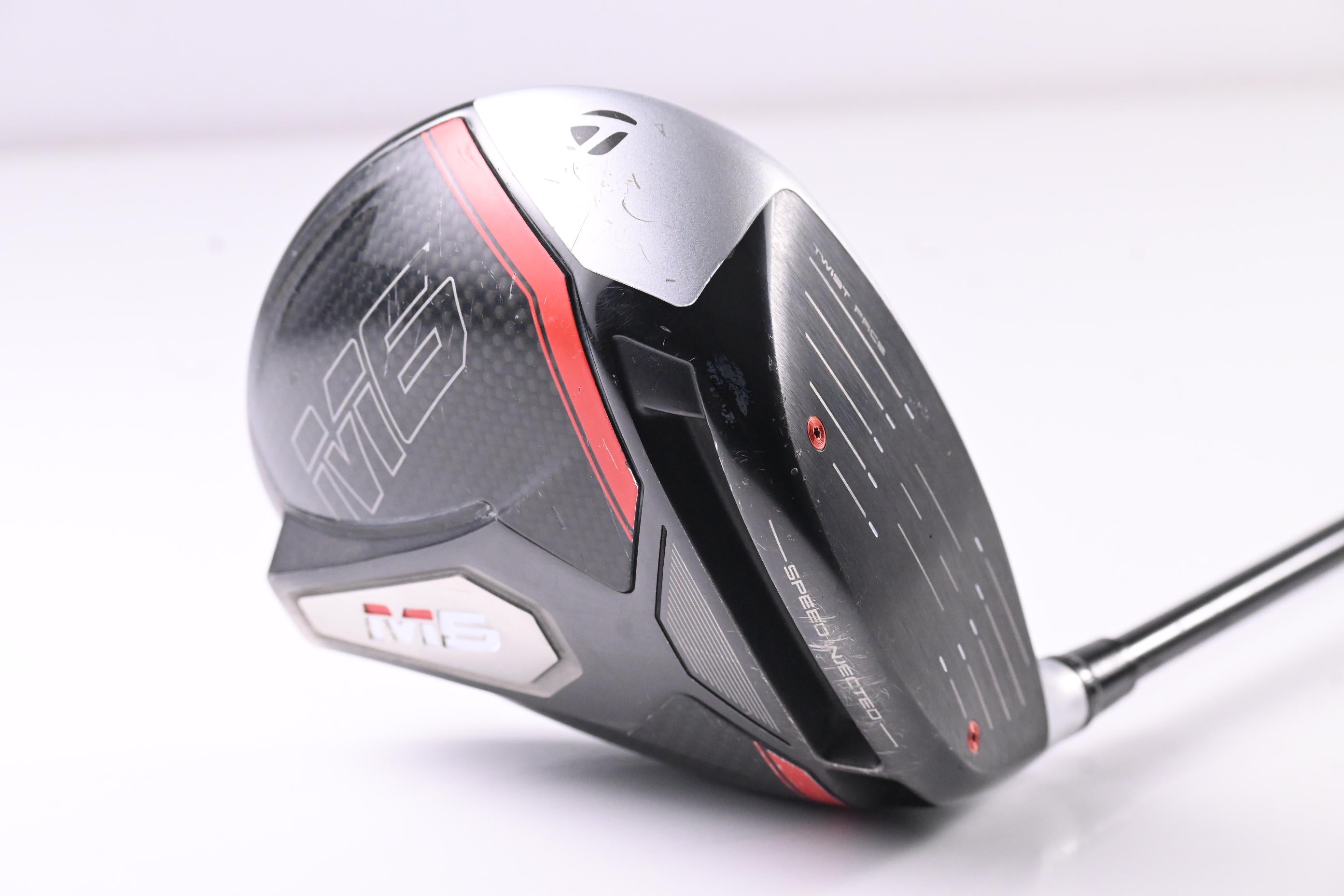 Taylormade M6 Driver / 10.5 Degree / Regular Flex Fujikura Atmos Orange 5 Shaft