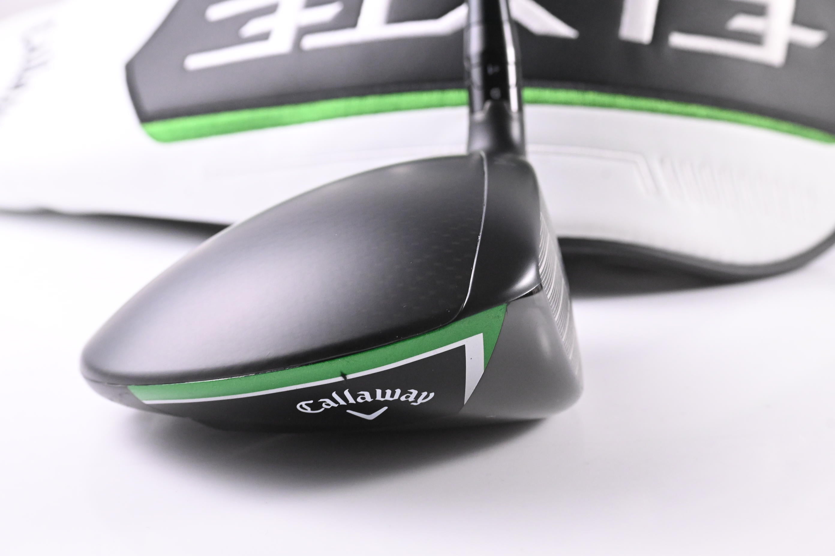 Callaway Elyte X Driver / 10.5 Degree / Regular Flex Denali Charcoal 50 Shaft