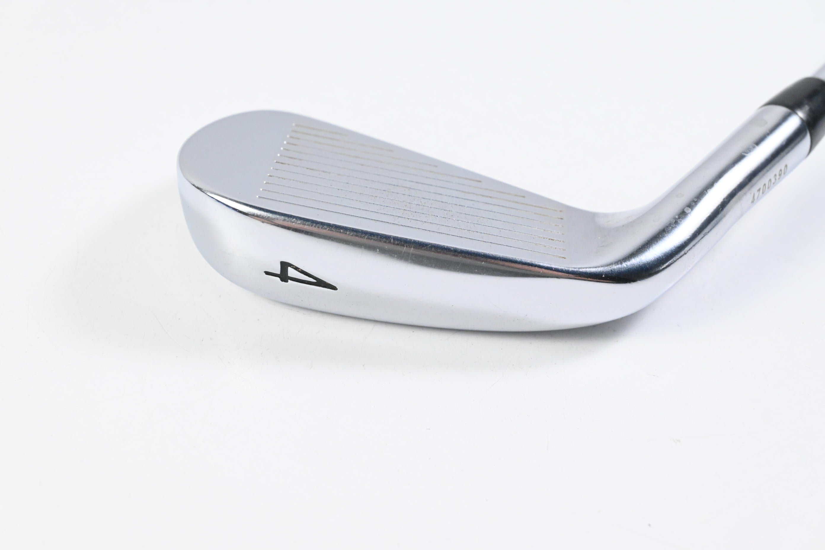 Titleist T200 2019 #4 Iron / 21 Degree / Stiff Flex AMT Red S300 Steel Shaft