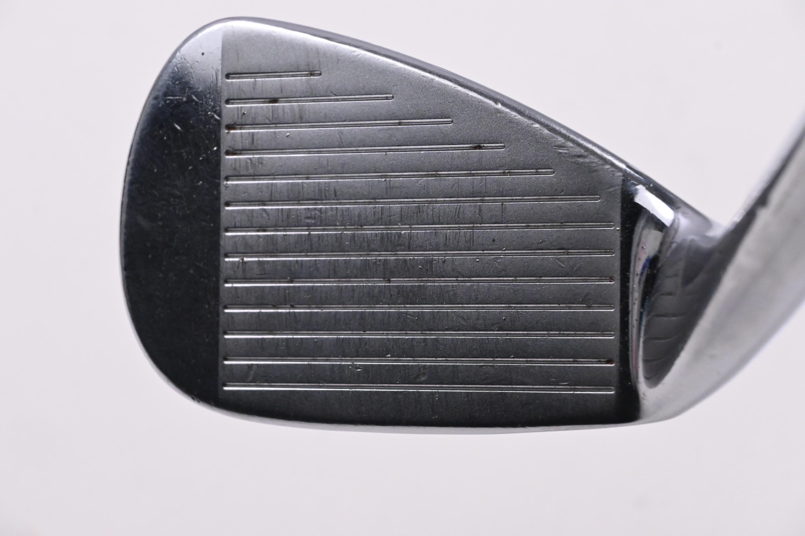 Titleist 712 AP2 Pitching Wedge / 47 Degree / Stiff Flex Dynamic Gold S300 Shaft