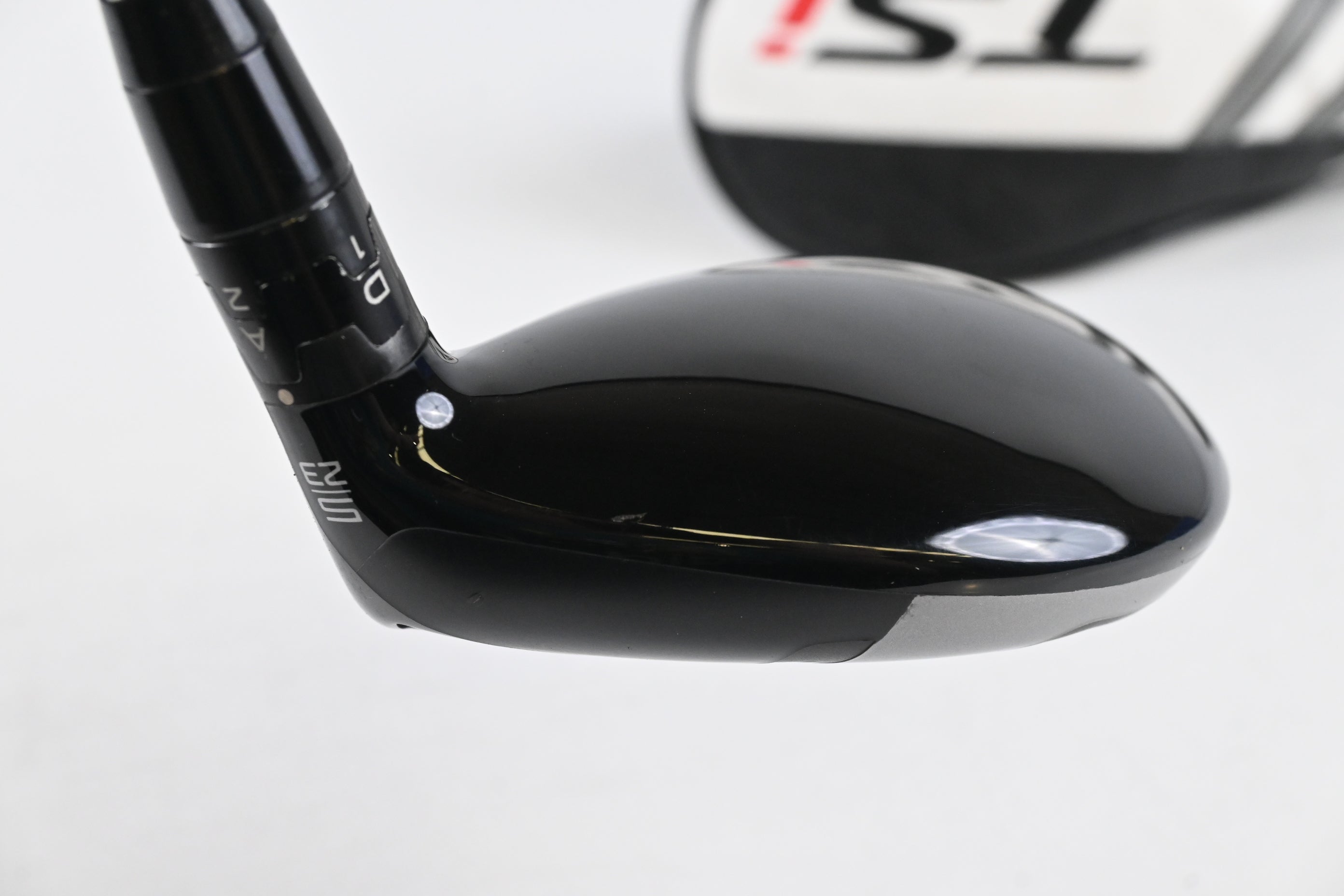 Titleist TSi1 #5 Hybrid / 23 Degree / Regular Flex Kuro Kage Black Series 60 Shaft