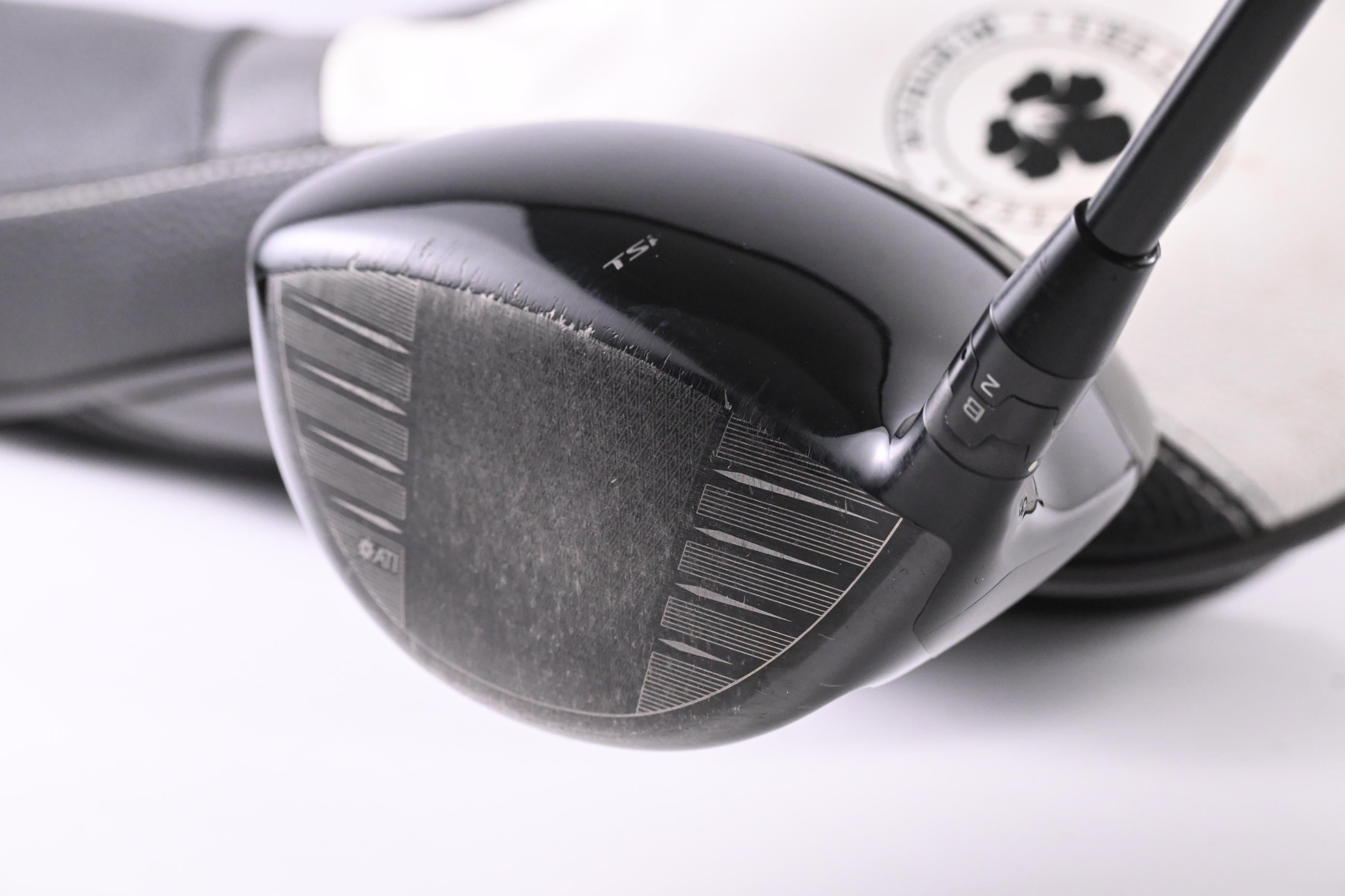 Titleist TSi1 Driver / 10 Degree / Stiff Flex Tensei AV Raw White 65 Shaft