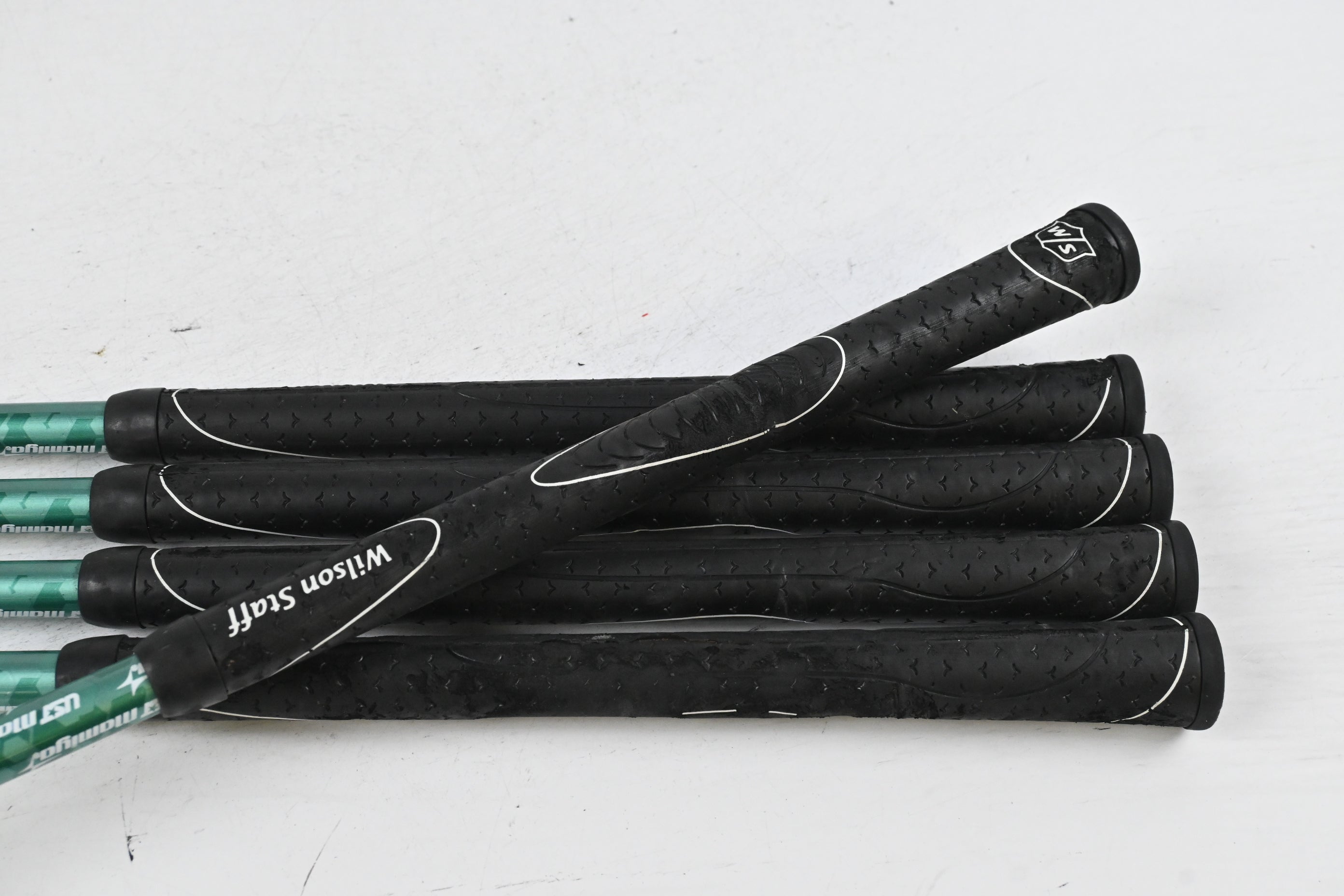 Ladies Left Hand Wilson D100 Irons / 6-PW / Ladies Flex Superlight 50 Shafts
