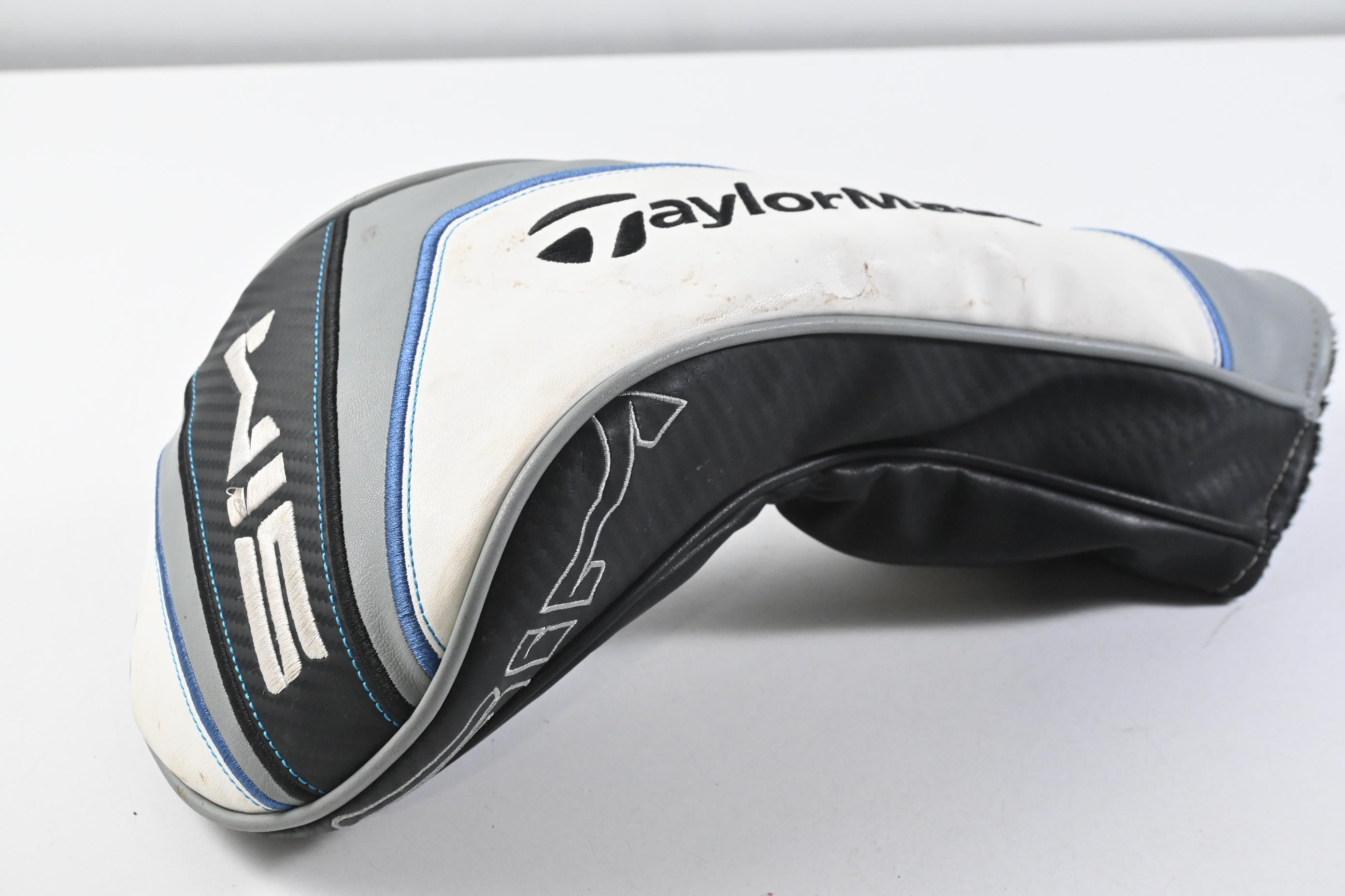 Taylormade SIM Driver / 10.5 Degree / Stiff Flex Hzrdus Smoke Green 70 Shaft