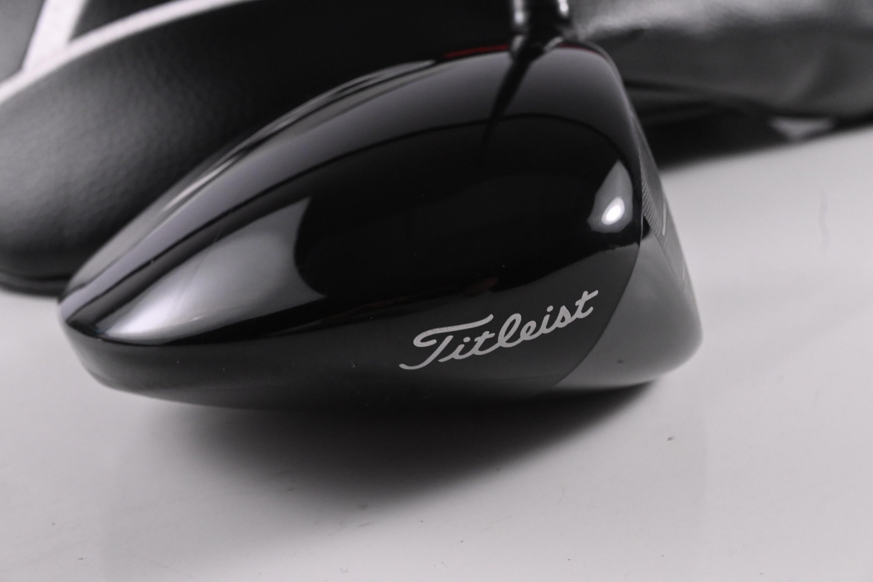 Titleist GT2 Driver / 11 Degree / Regular Flex Hzrdus Gen4 Red CB 50 Shaft