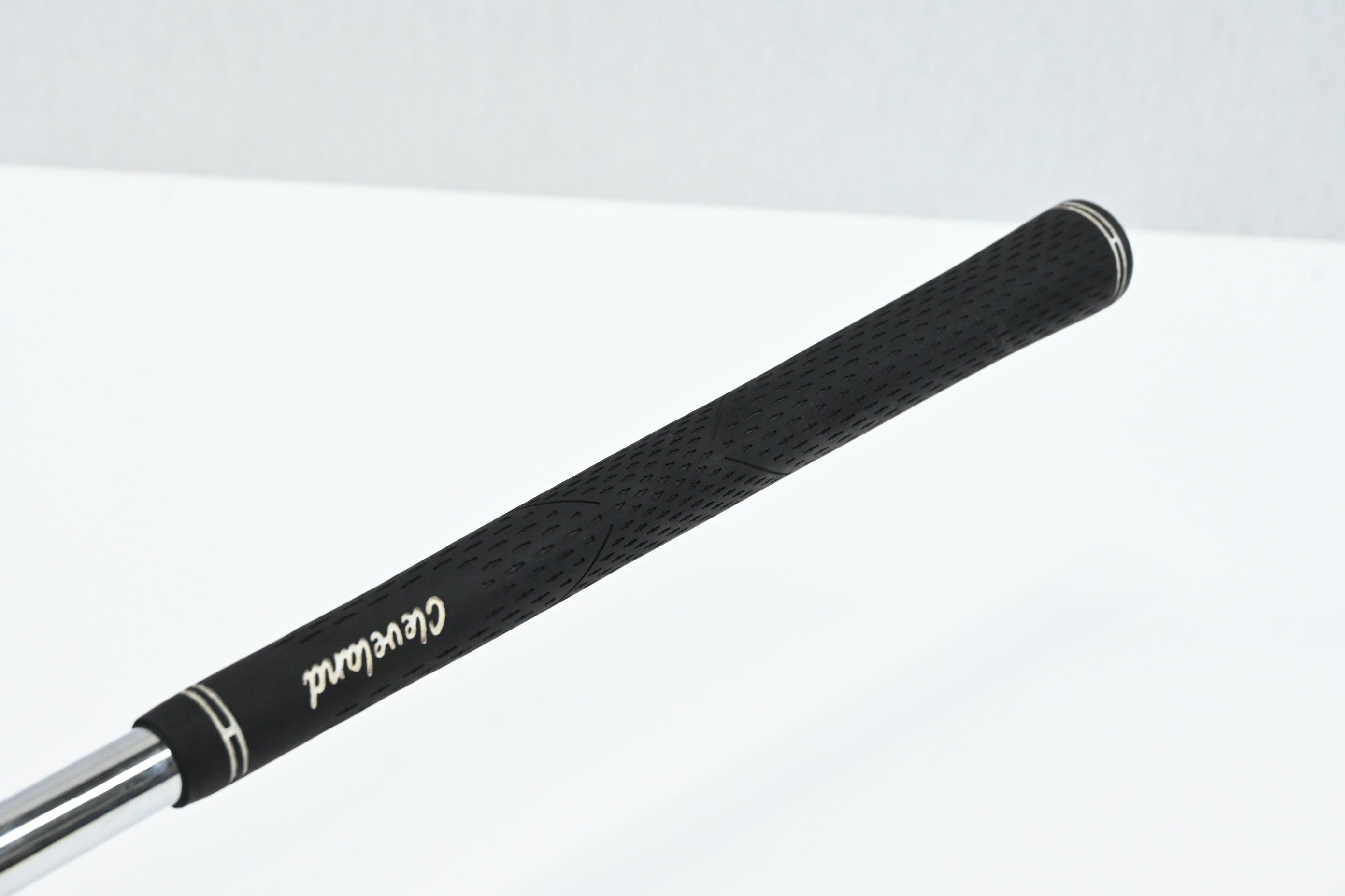Cleveland CG16 Black Pearl #9 Iron / Regular Flex Cleveland Traction 85 Shaft
