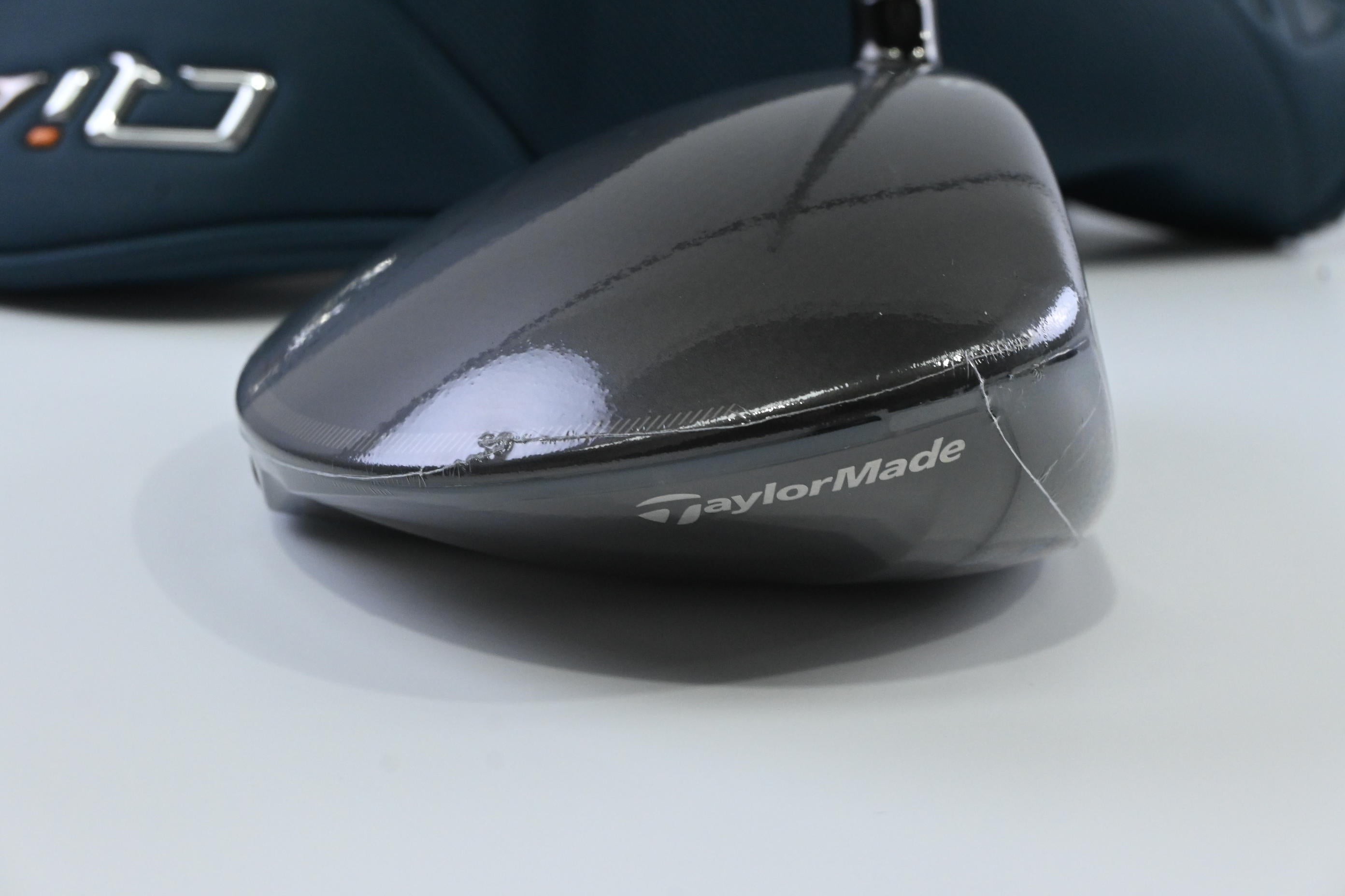 Taylormade Qi4D Driver / 9 Degree / Stiff Flex Fujikura Ventus Blue 5