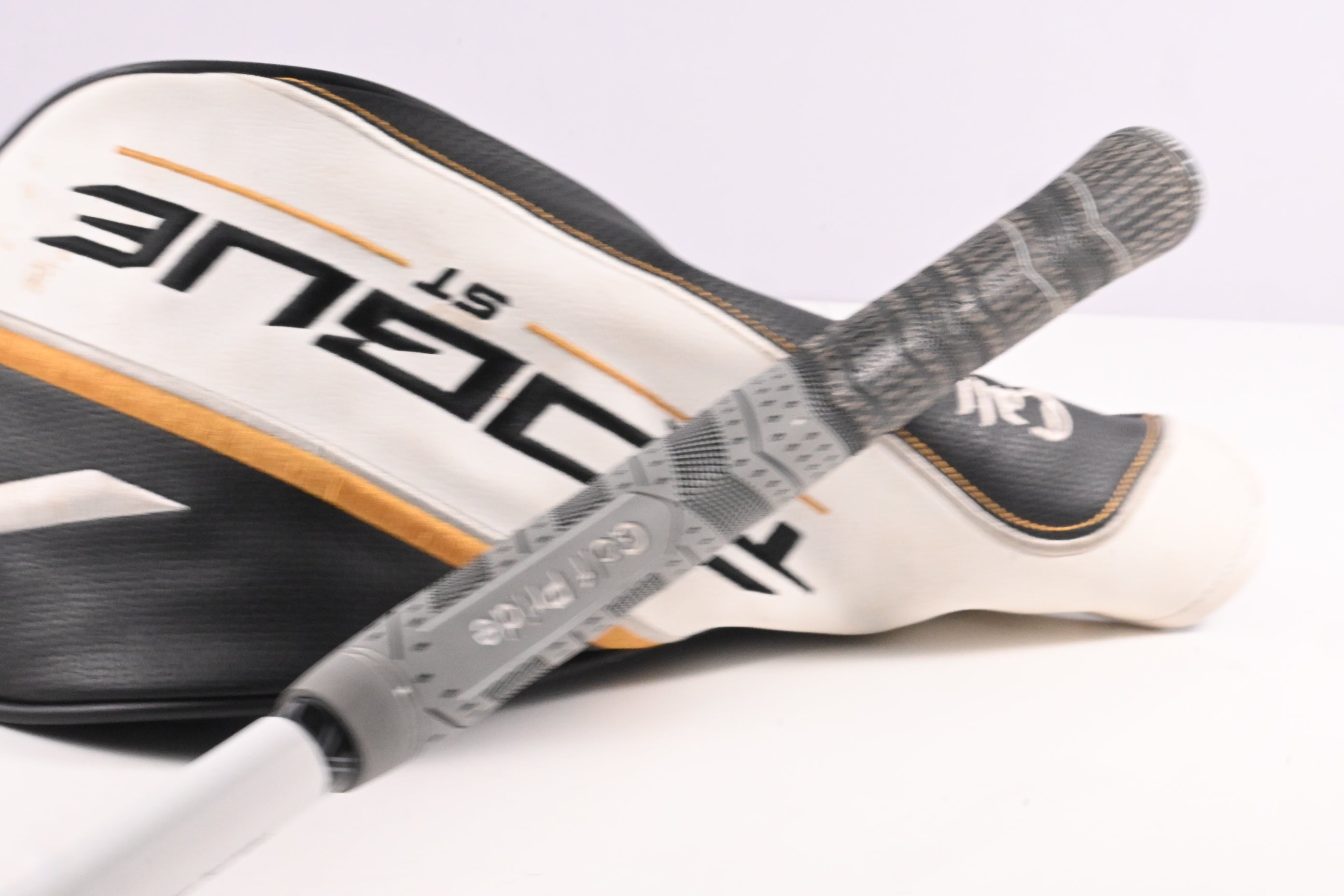 Callaway Rogue ST MAX D Driver / 10.5 Degree / Regular Flex Cypher 50 Shaft