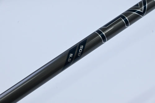 Callaway Elyte X Driver / 10.5 Degree / Regular Flex Denali Charcoal 50 Shaft