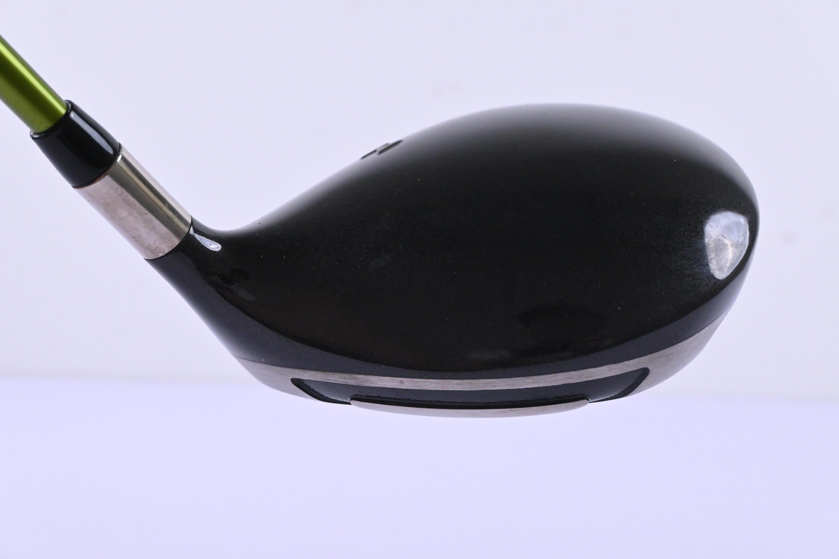 Titleist 905 R Driver / 10.5 Degree / Regular Flex Aldila NV Green 65 Shaft