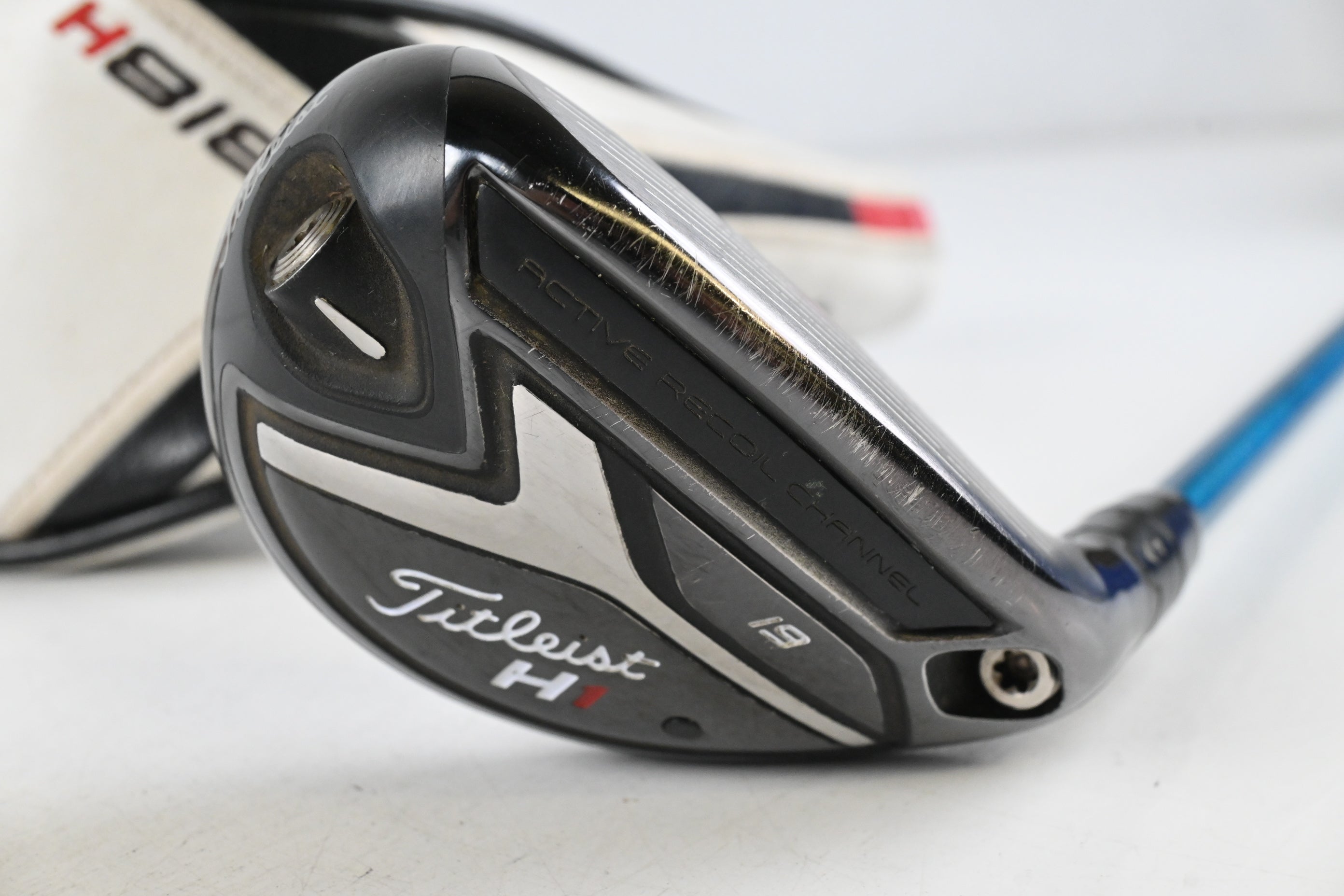 Titleist 818 H1 #3 Hybrid / 19 Degree / Regular Flex Evenflow 85 Shaft