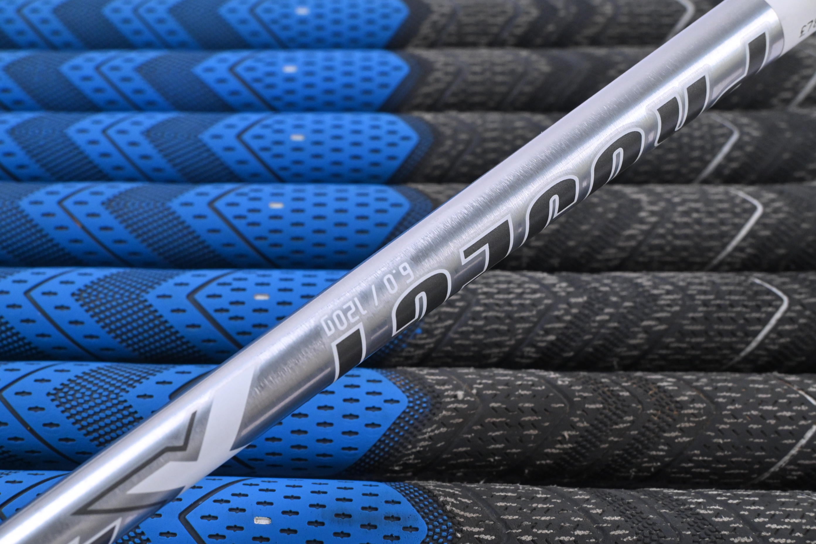 Mizuno Pro 225 Irons / 3-PW+GW / Stiff Flex Project X LS 120 Shafts