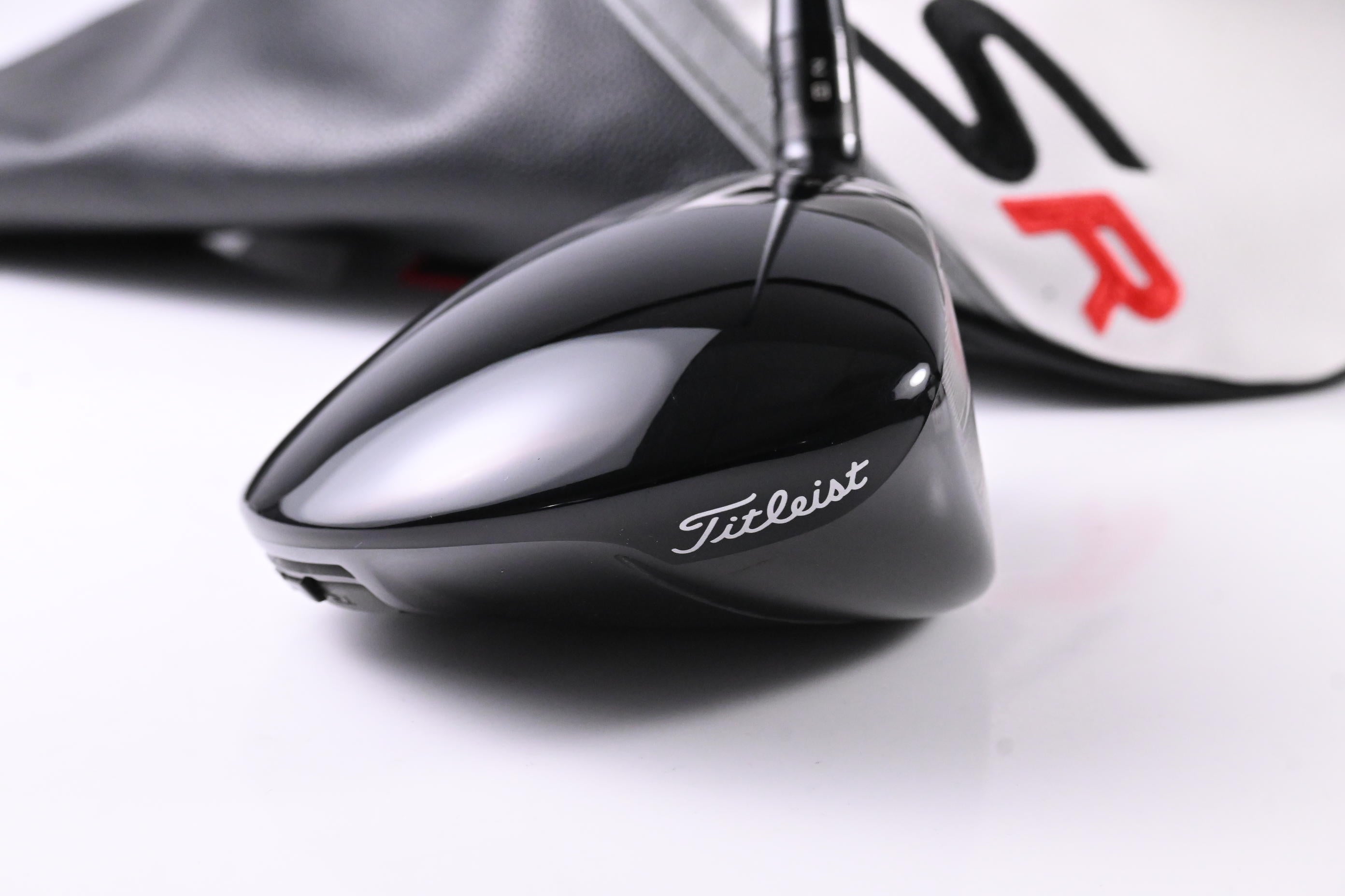 Titleist TSR3 Driver / 9 Degree / Regular Flex Tour AD UB-5 Shaft
