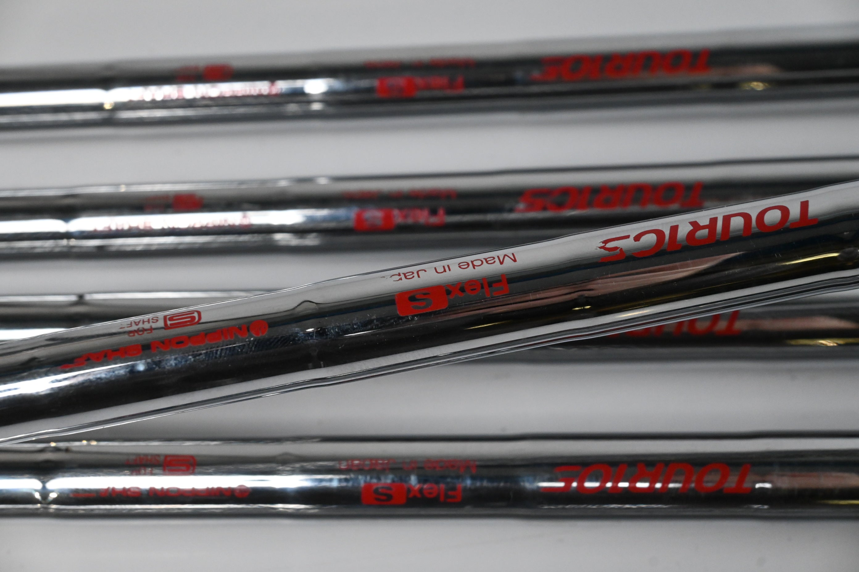 Honma TW 767 Tour-Vx Irons / 5-PW / Stiff Flex N.S.Pro Modus3 Tour 105 Shafts