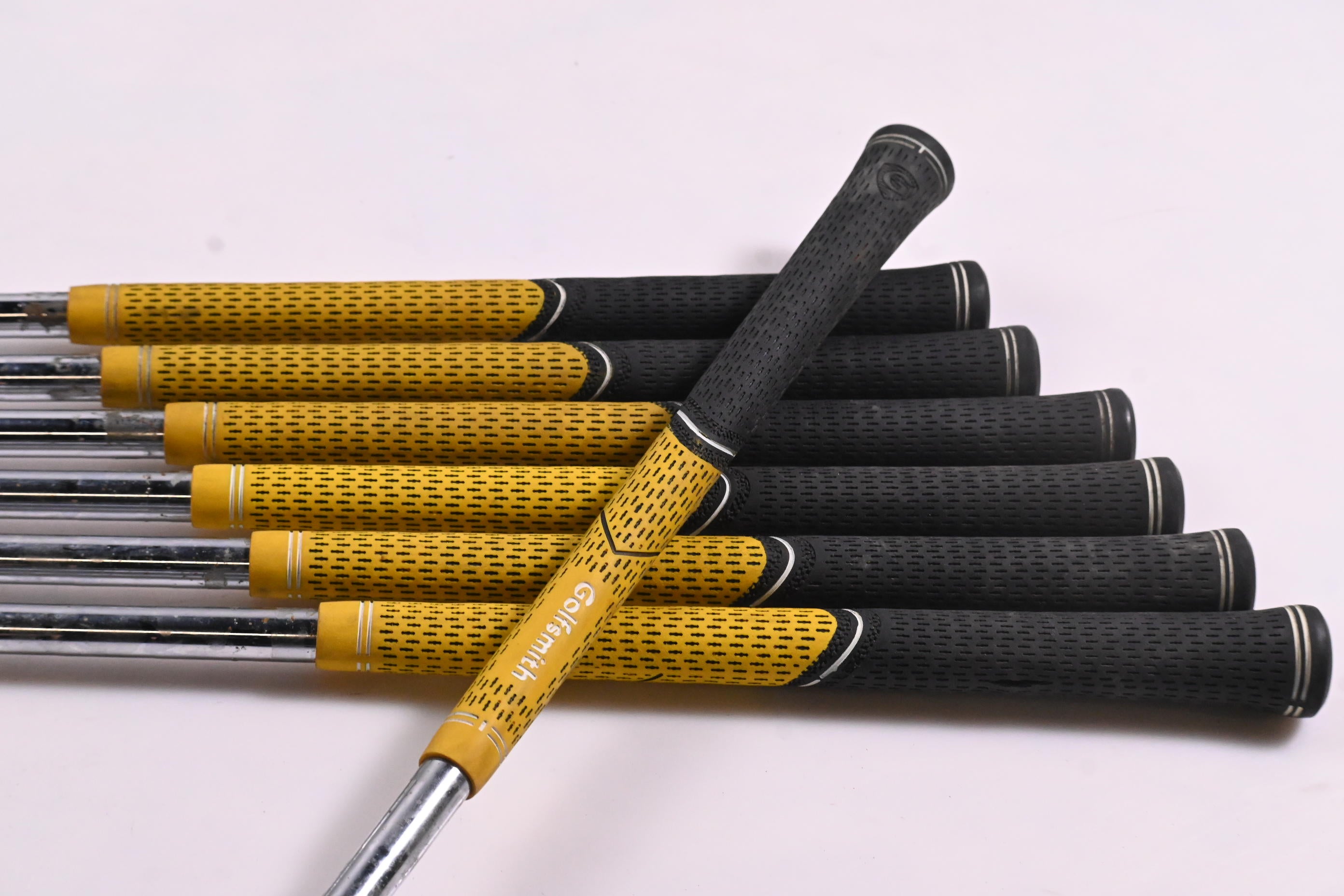 Wilson Deep Red Irons / 2-8i / Regular Flex Wilson Shafts